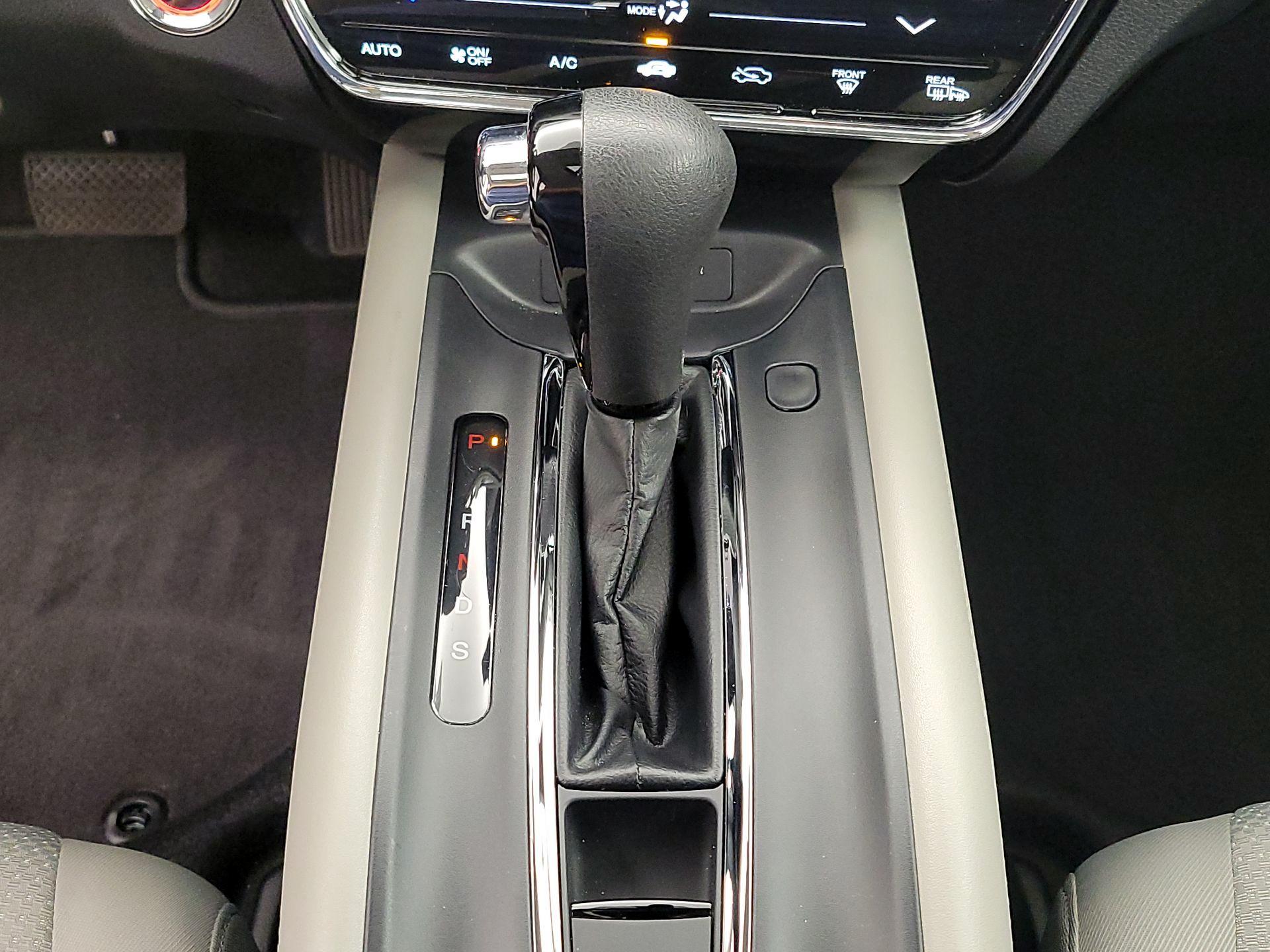 Thumbnail: 2020 Honda HR-V - 17