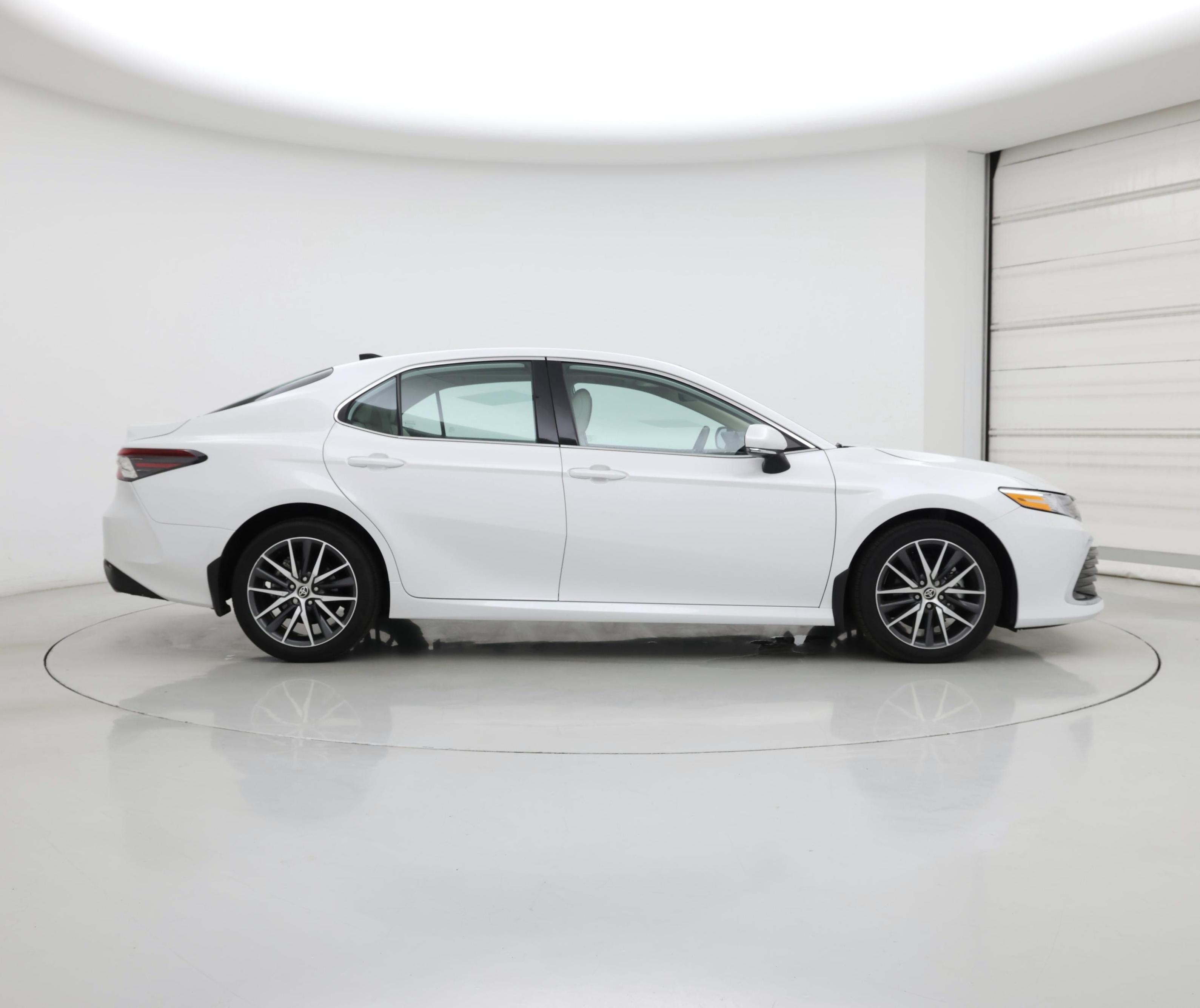 Thumbnail: 2023 Toyota Camry - 7
