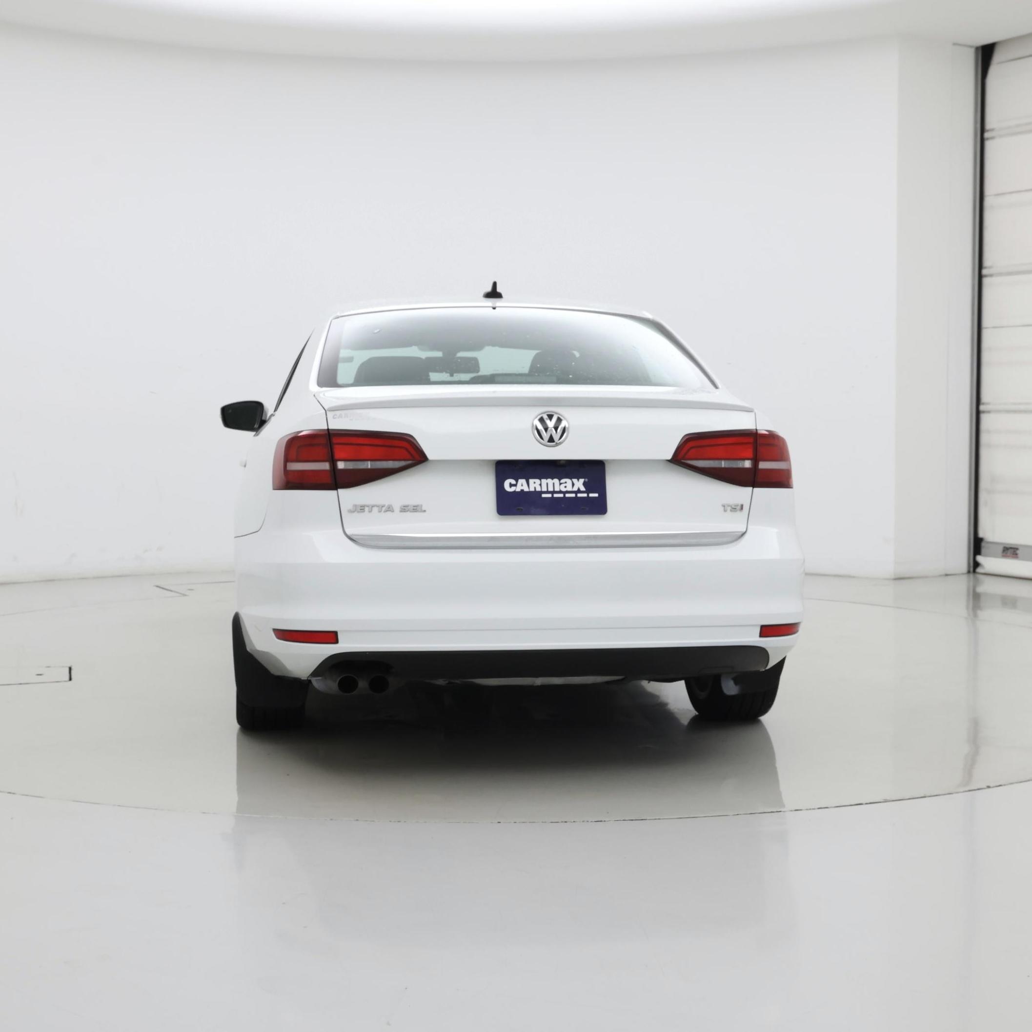 Thumbnail: 2017 Volkswagen Jetta - 6