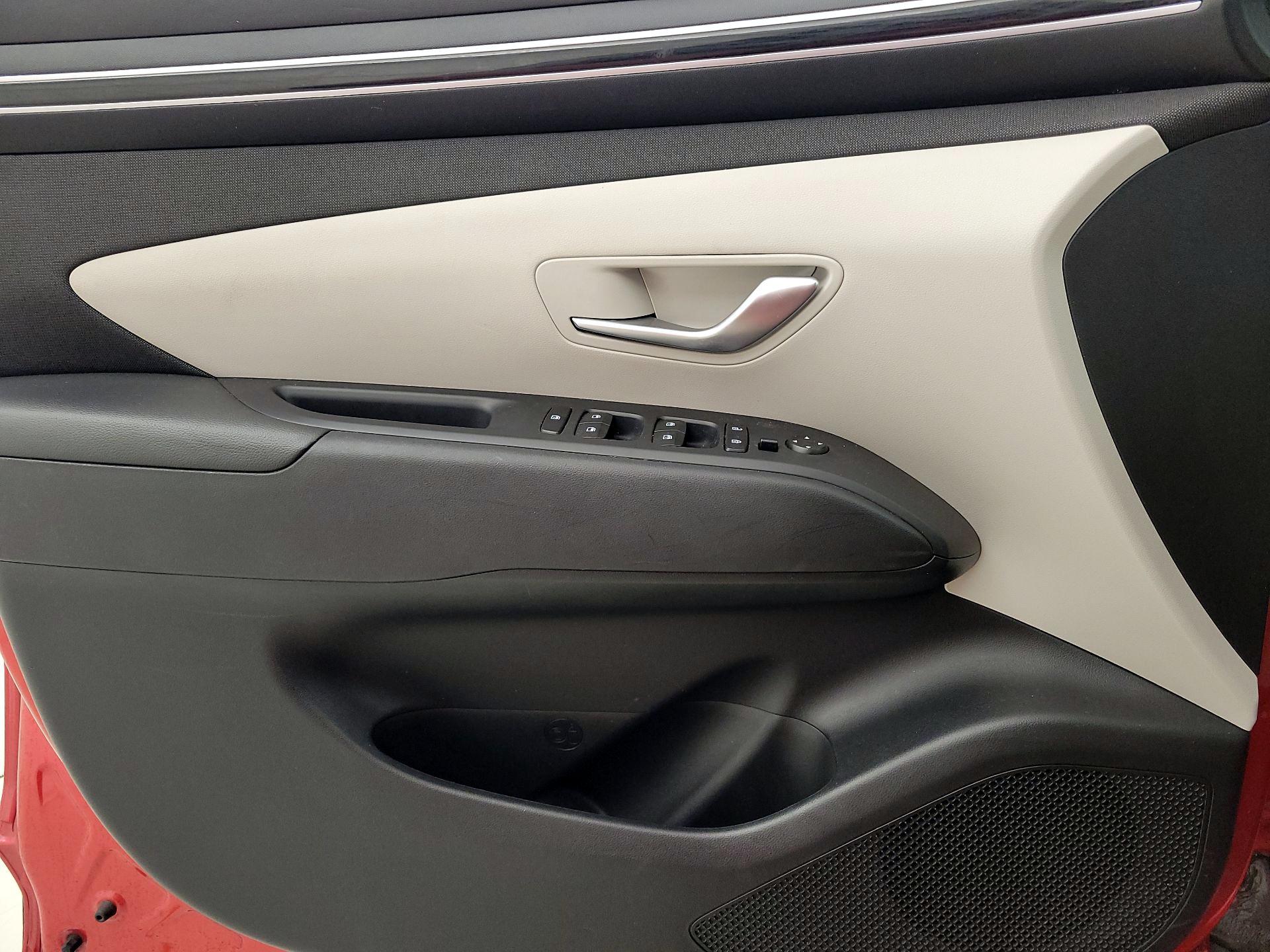 Thumbnail: 2023 Hyundai Tucson - 12