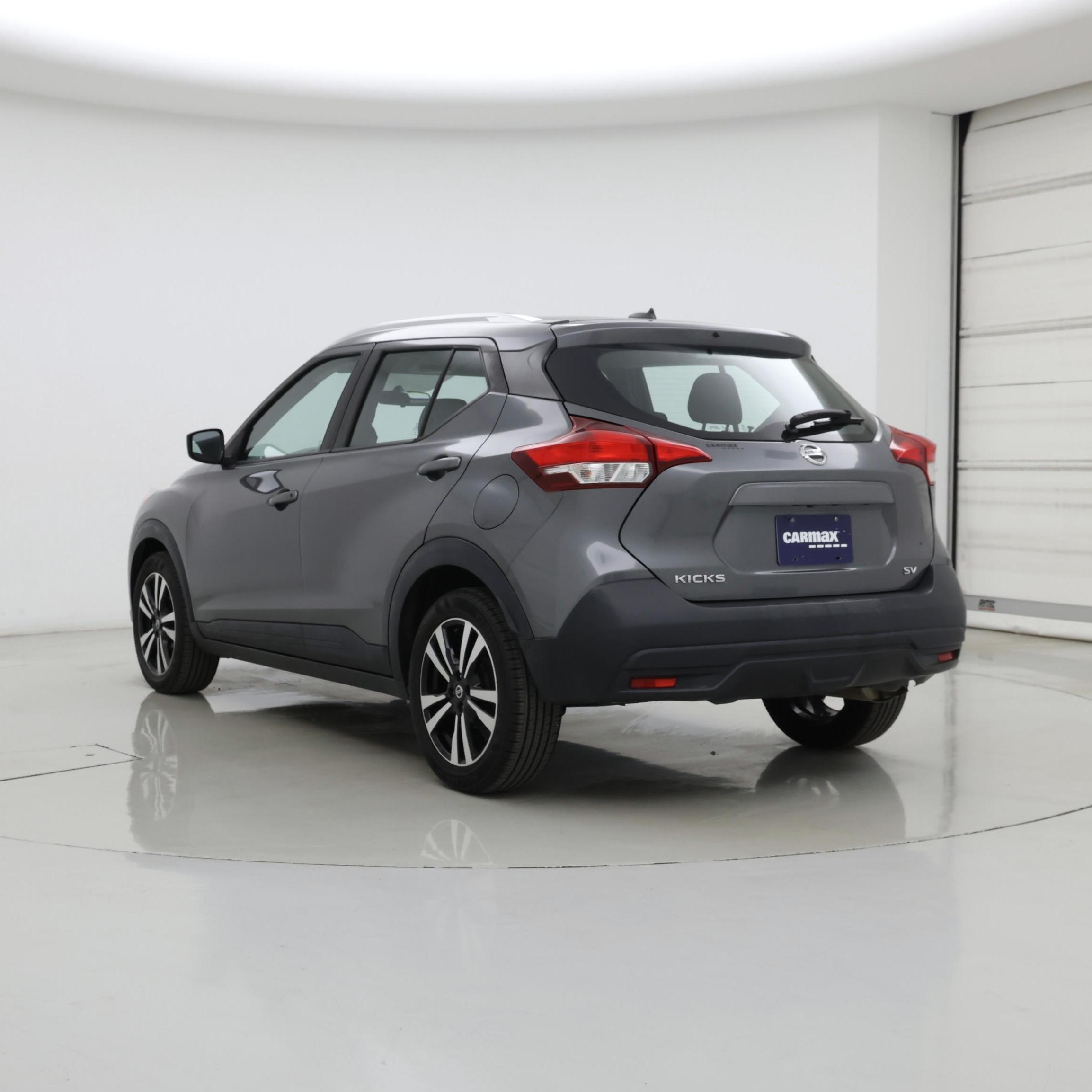 Thumbnail: 2019 Nissan Kicks - 2