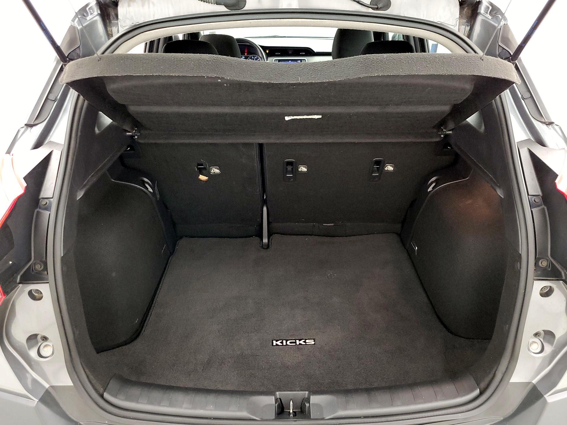 Thumbnail: 2019 Nissan Kicks - 20