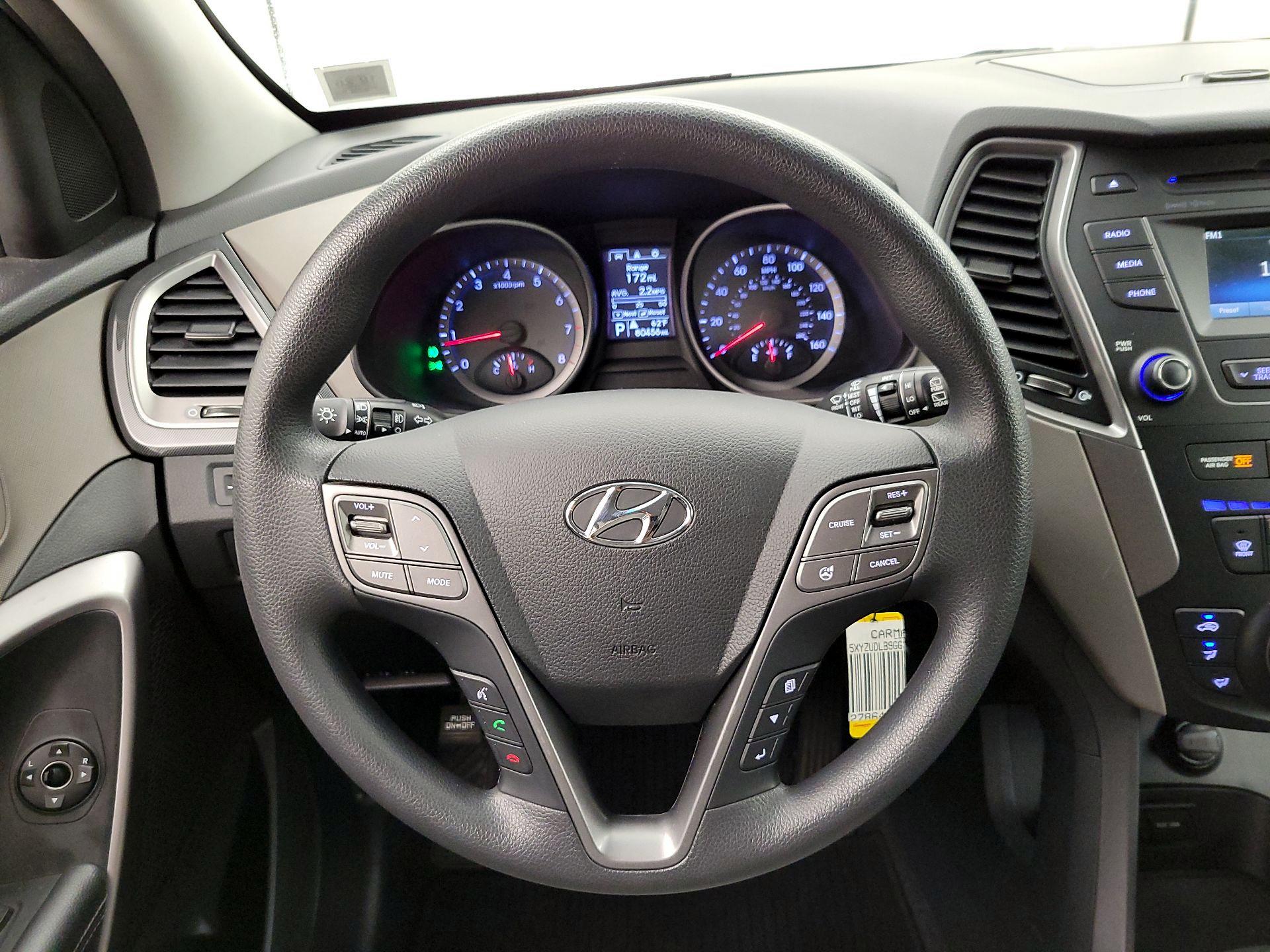 Thumbnail: 2016 Hyundai Santa Fe - 10