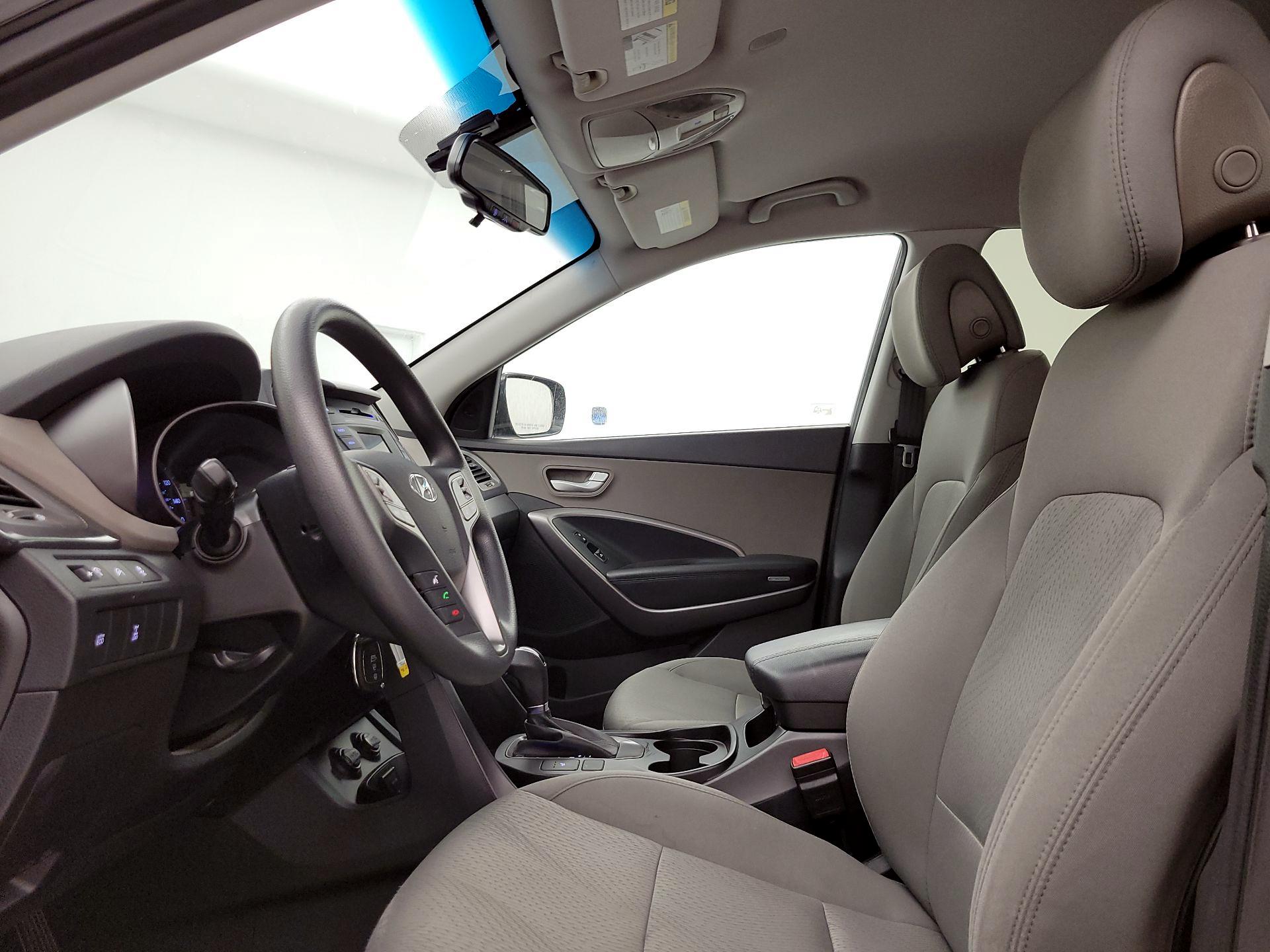 Thumbnail: 2016 Hyundai Santa Fe - 11