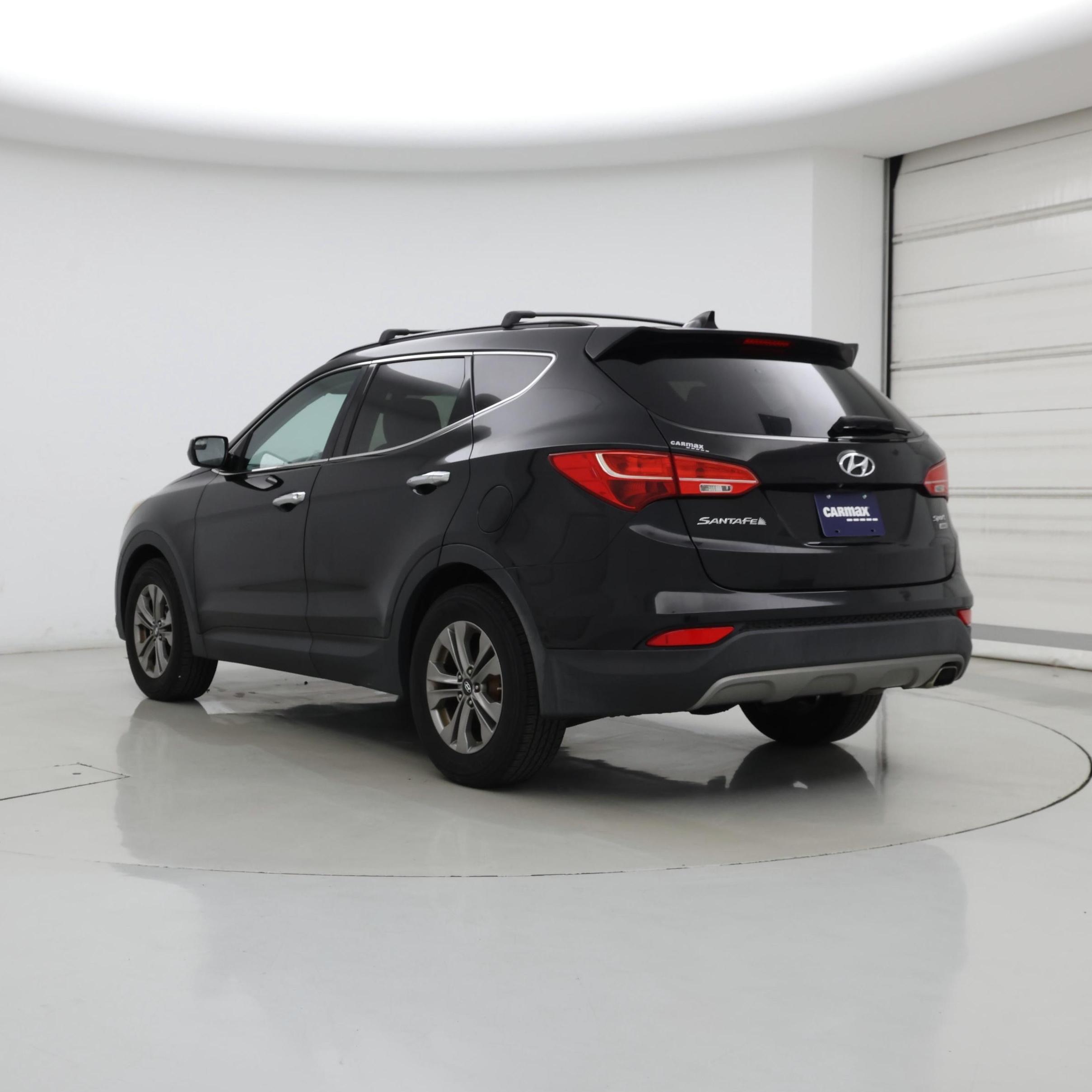 Thumbnail: 2016 Hyundai Santa Fe - 2