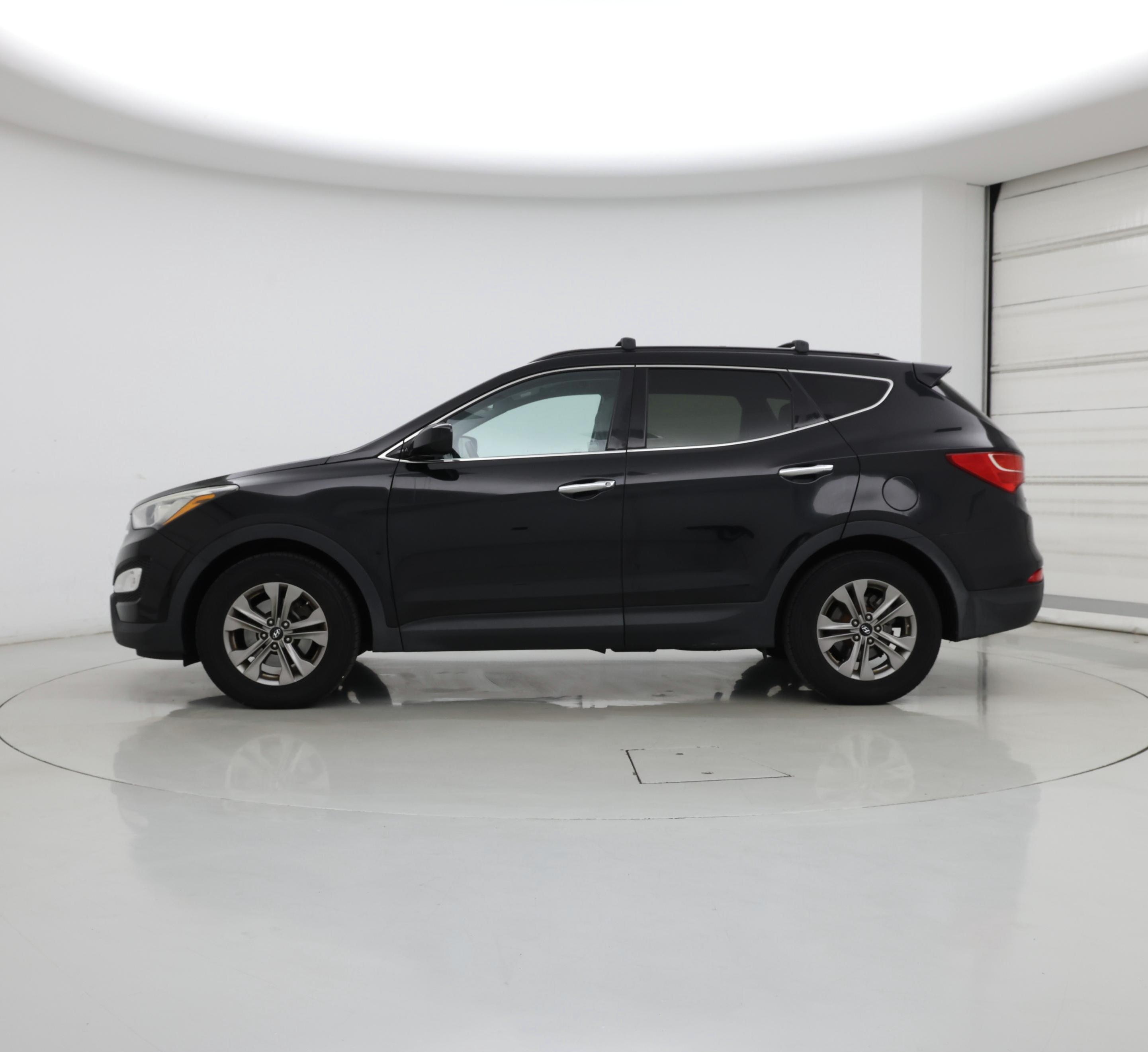 Thumbnail: 2016 Hyundai Santa Fe - 3