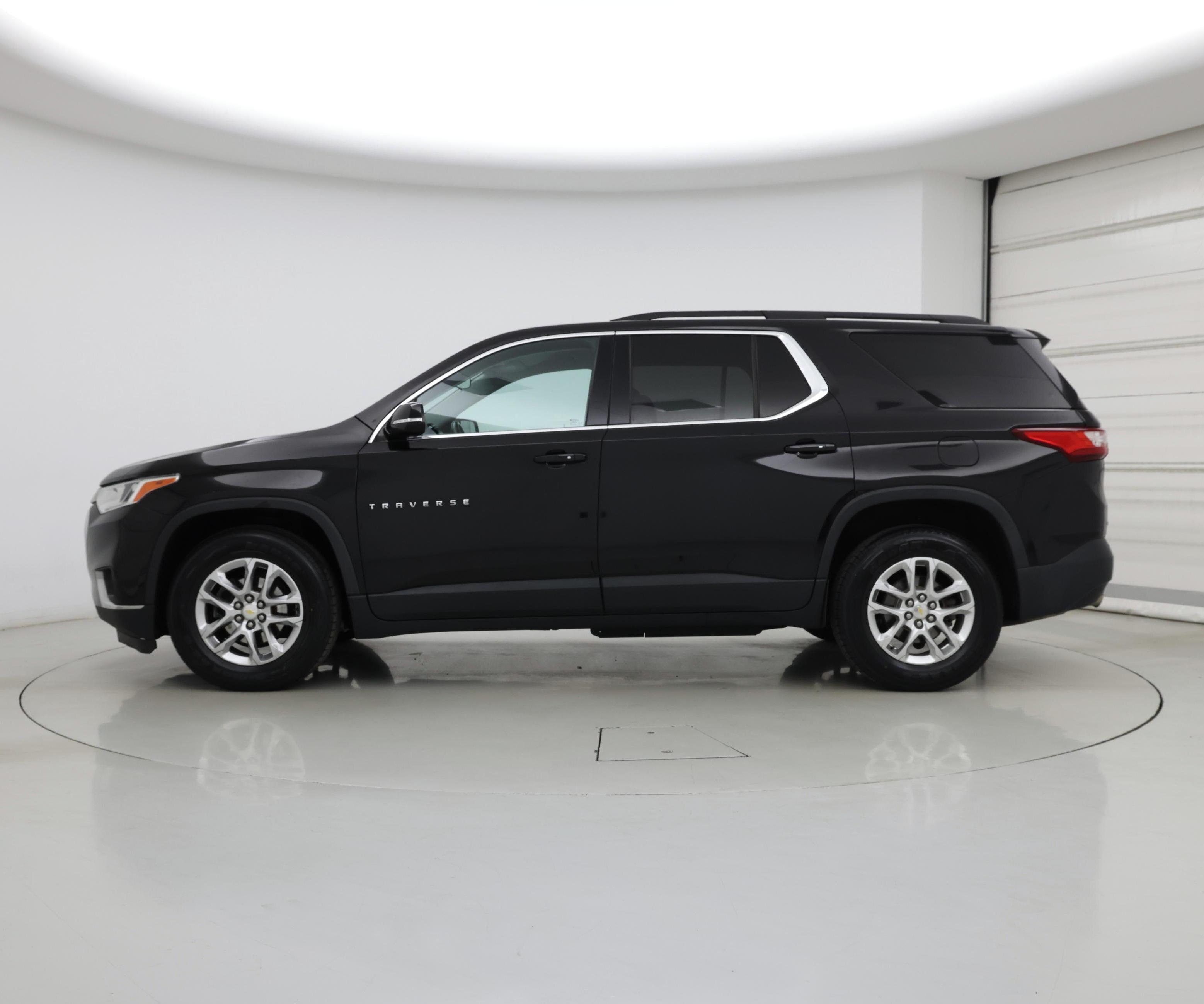 Thumbnail: 2019 Chevrolet Traverse - 3
