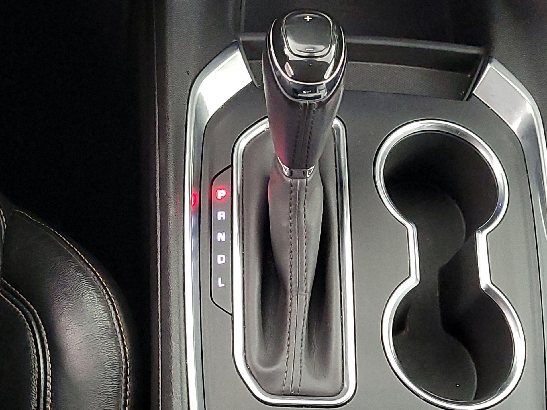 Thumbnail: 2019 Chevrolet Traverse - 18