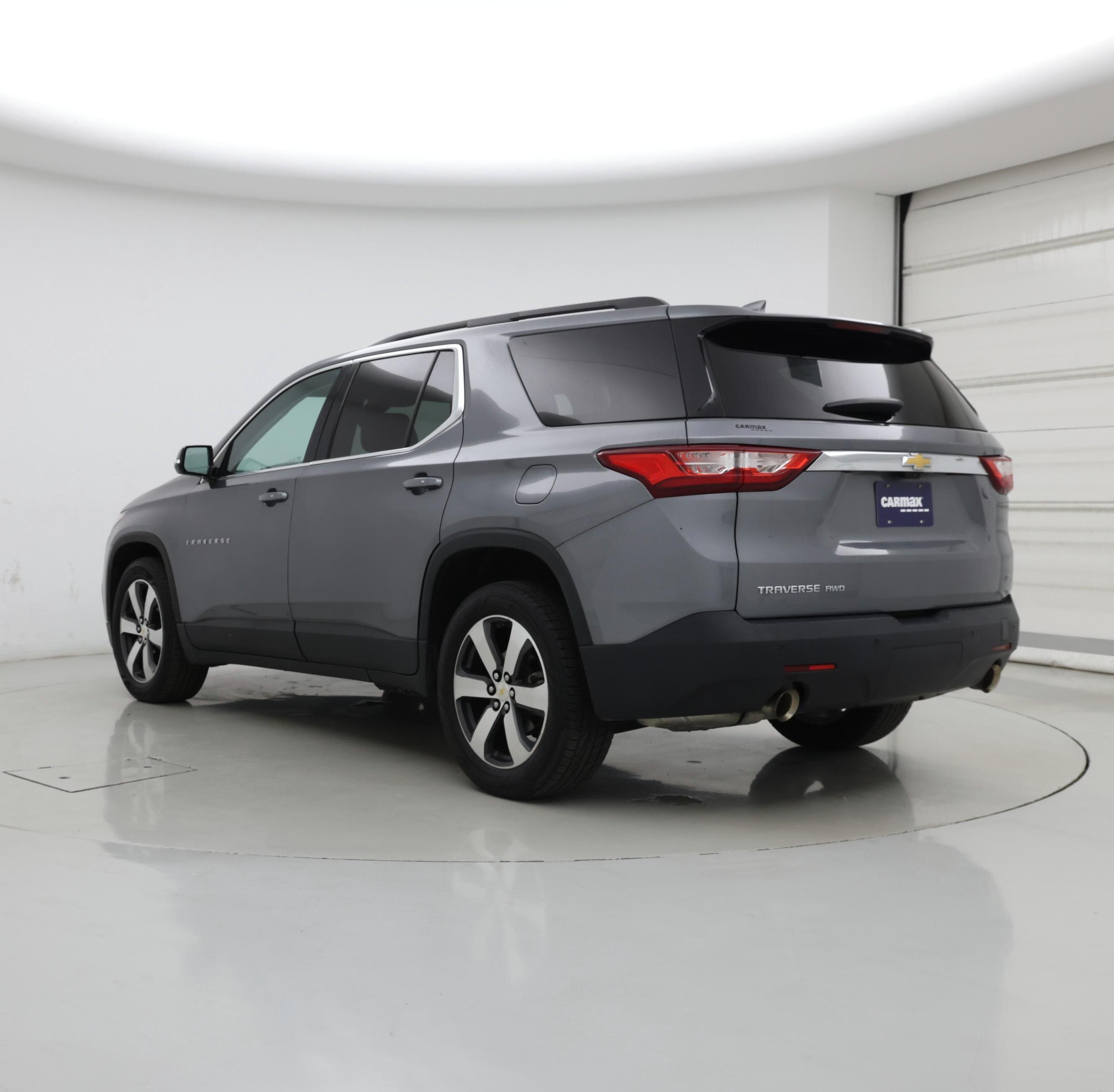 Thumbnail: 2019 Chevrolet Traverse - 2