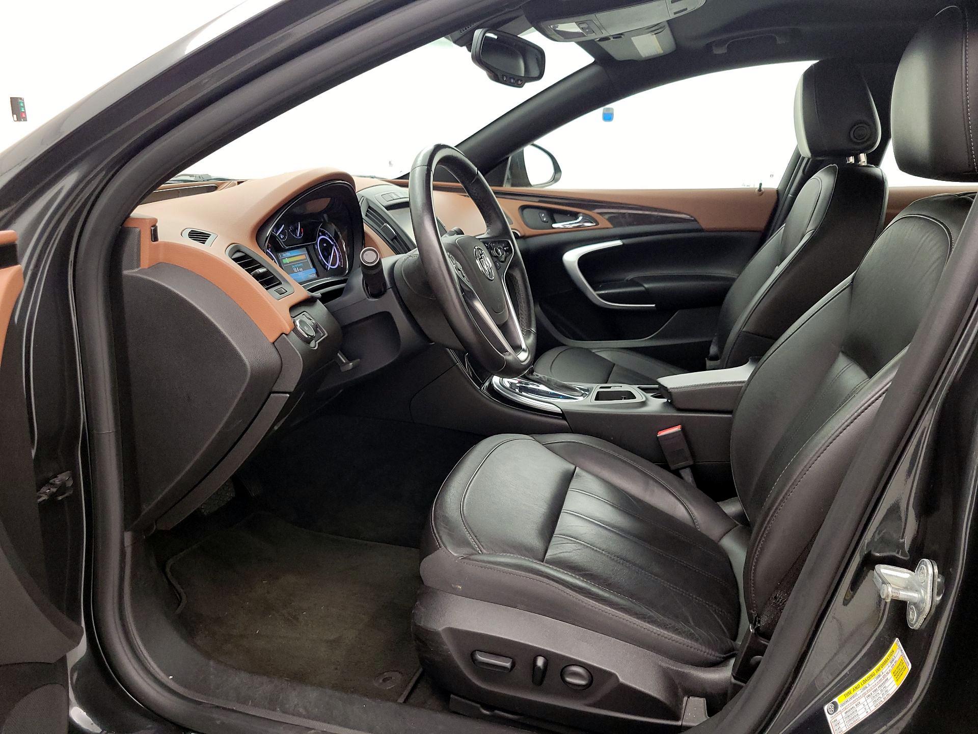 Thumbnail: 2017 Buick Regal - 11
