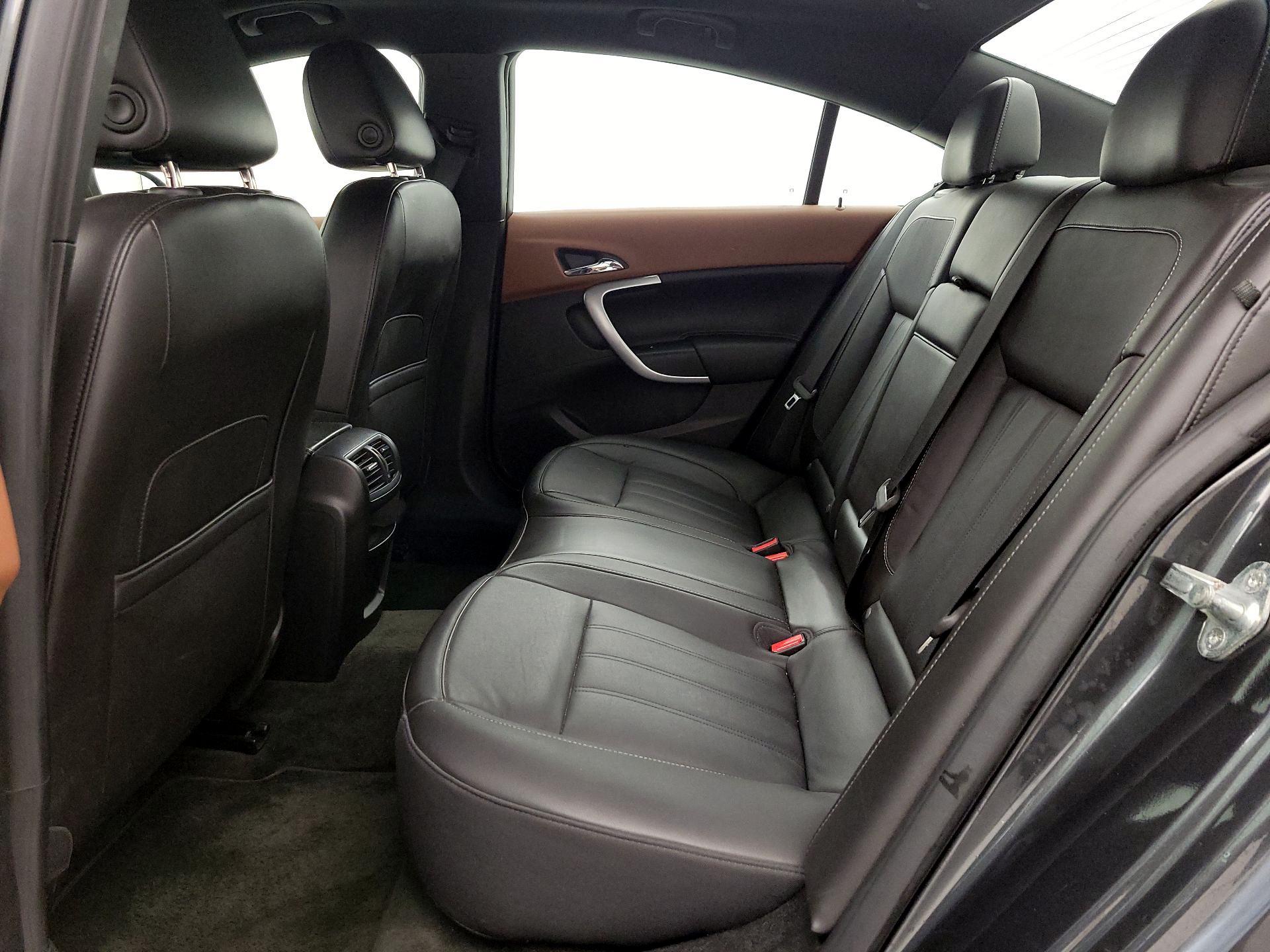 Thumbnail: 2017 Buick Regal - 20