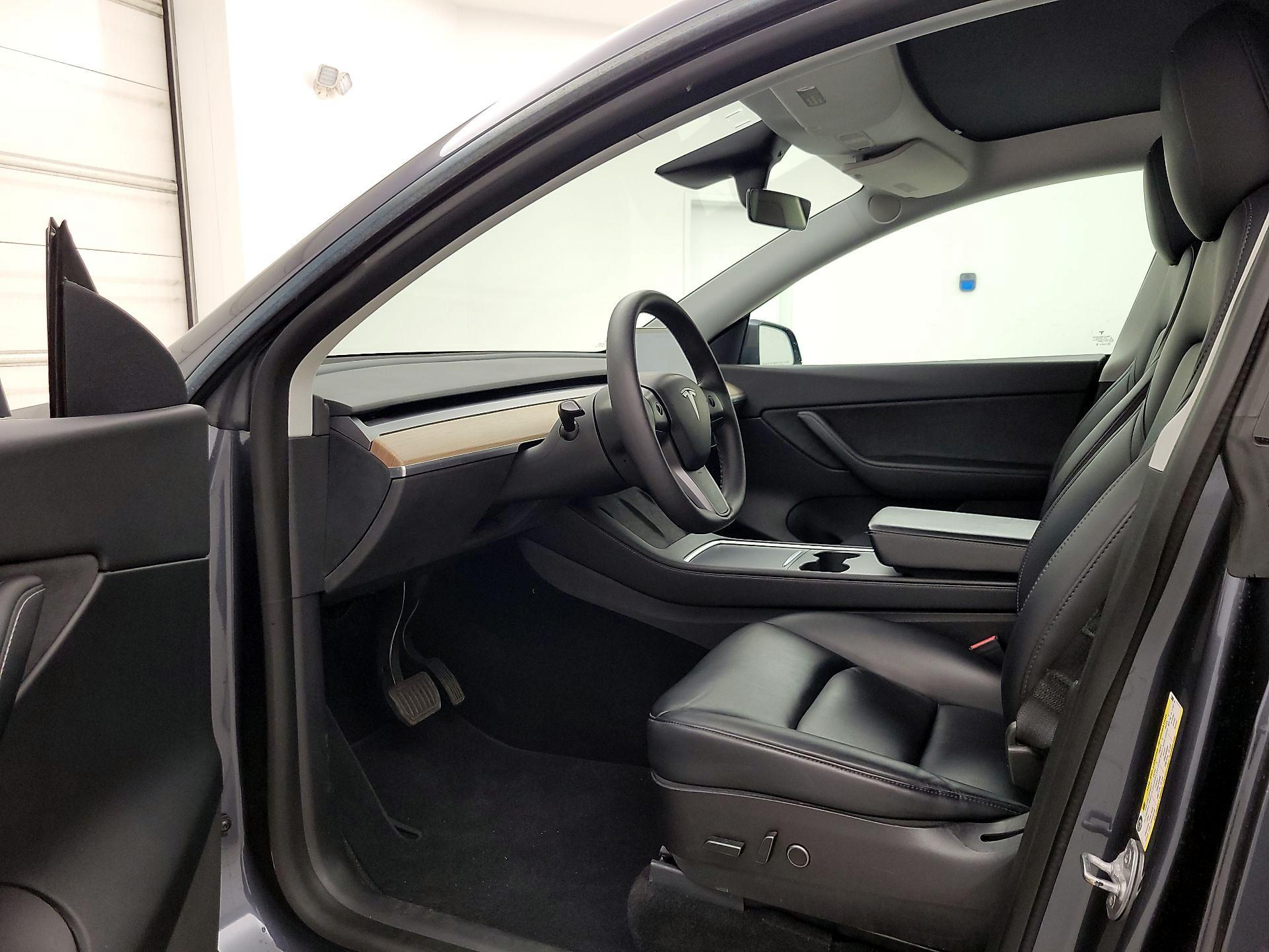 Thumbnail: 2021 Tesla Model Y - 11