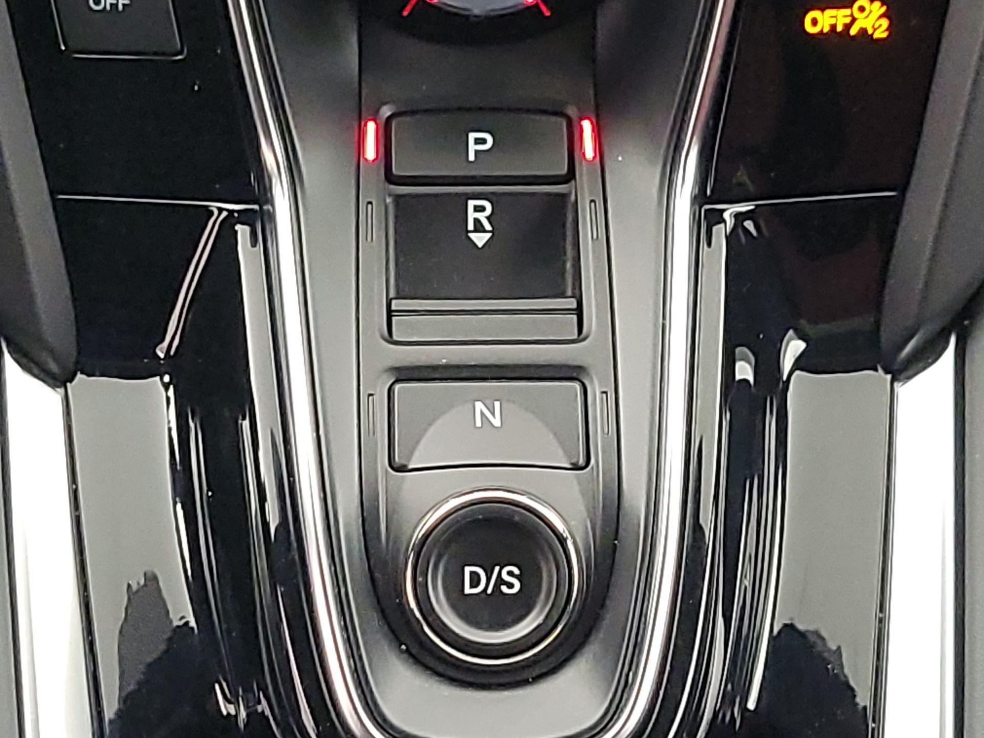 Thumbnail: 2021 Acura RDX - 18