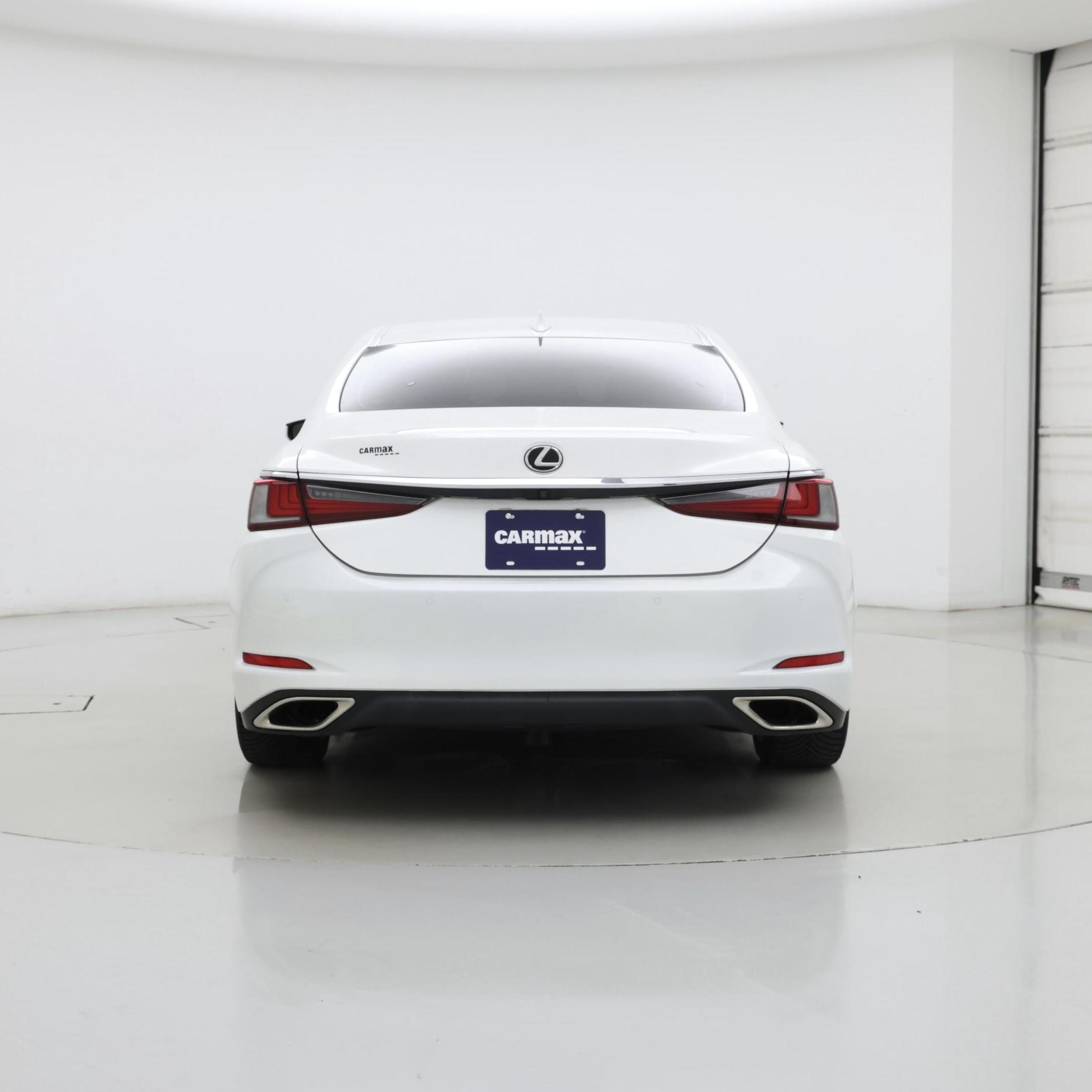 Thumbnail: 2019 Lexus ES - 6
