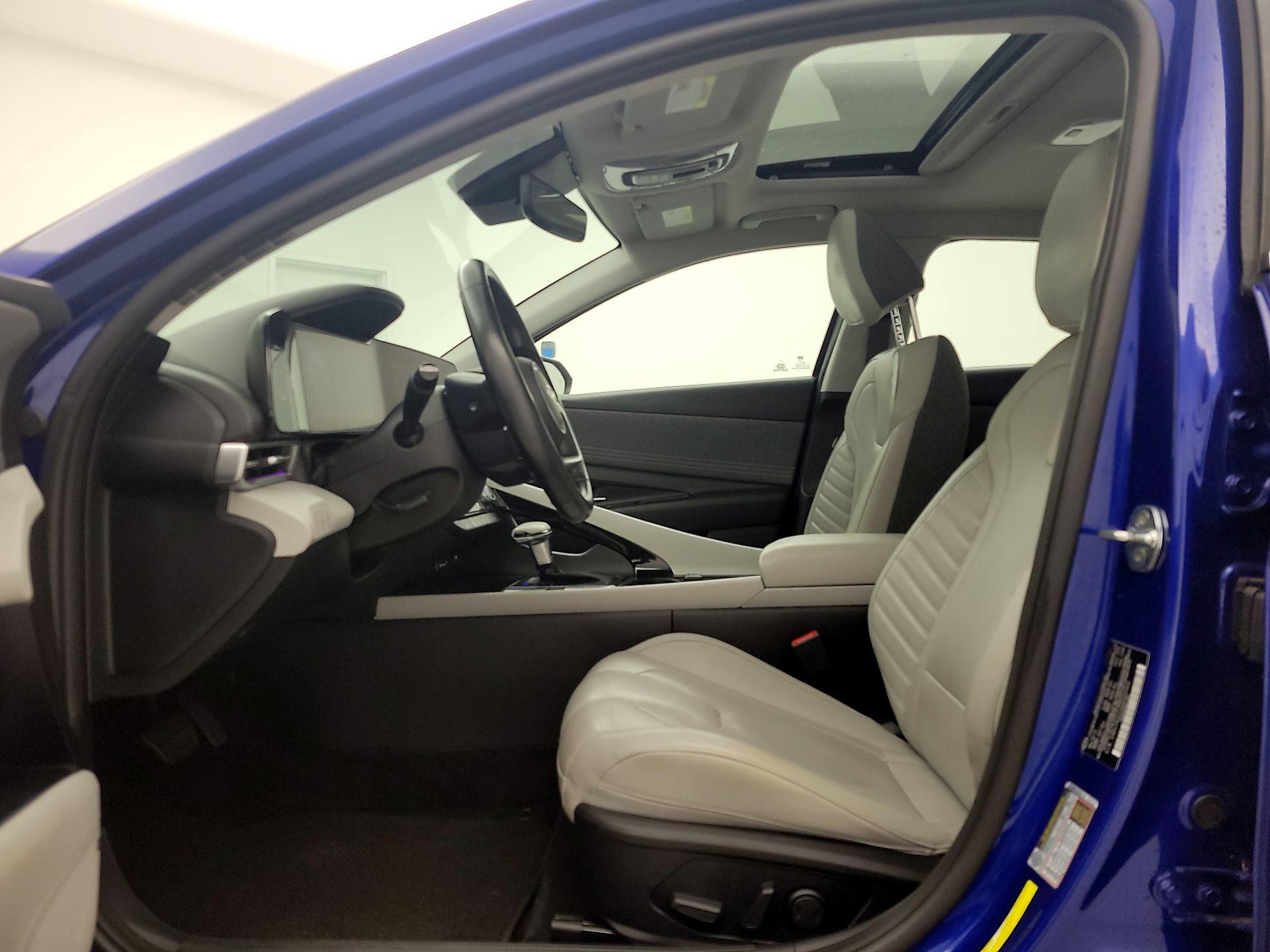 Thumbnail: 2021 Hyundai Elantra - 11