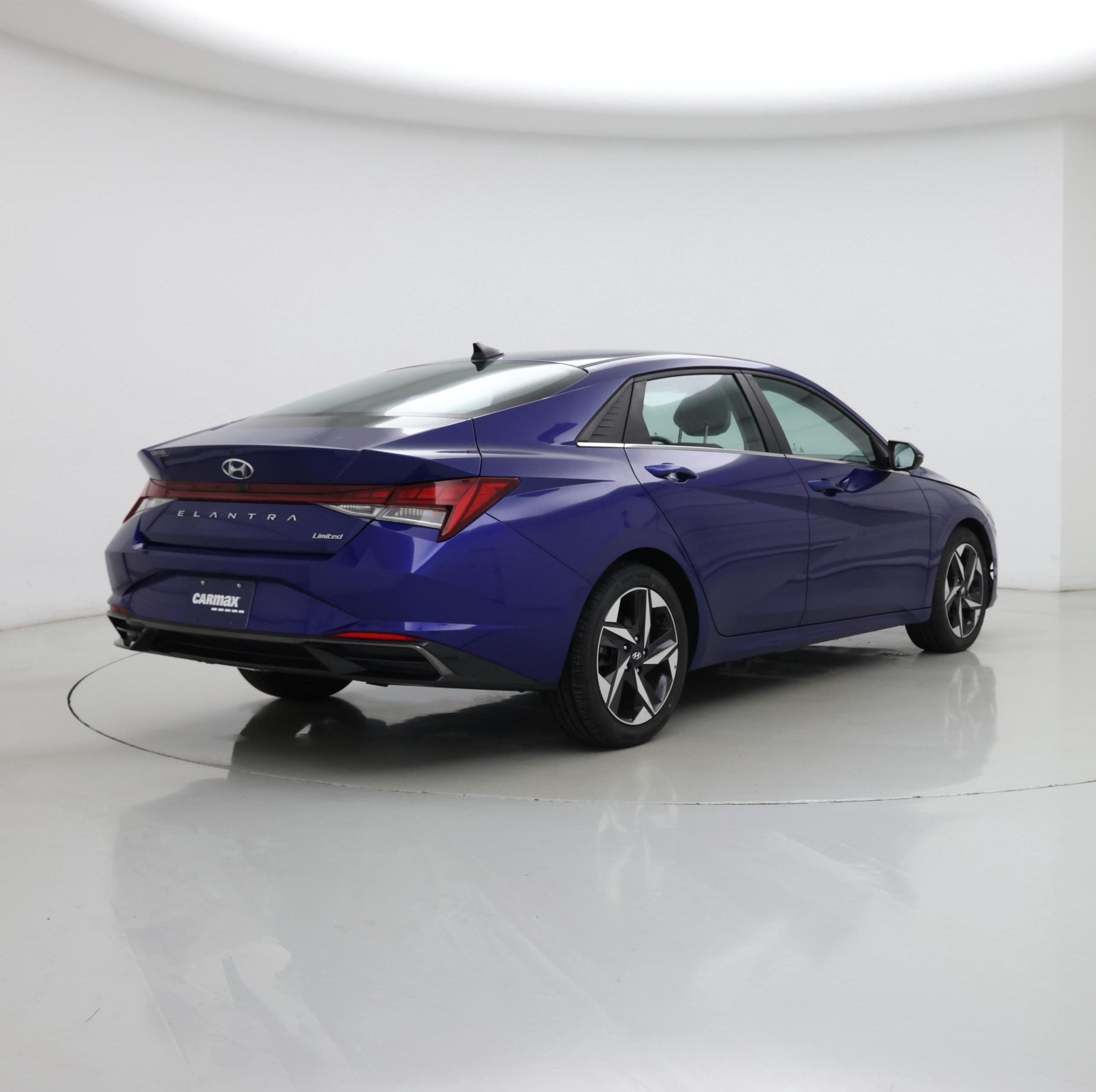 Thumbnail: 2021 Hyundai Elantra - 8