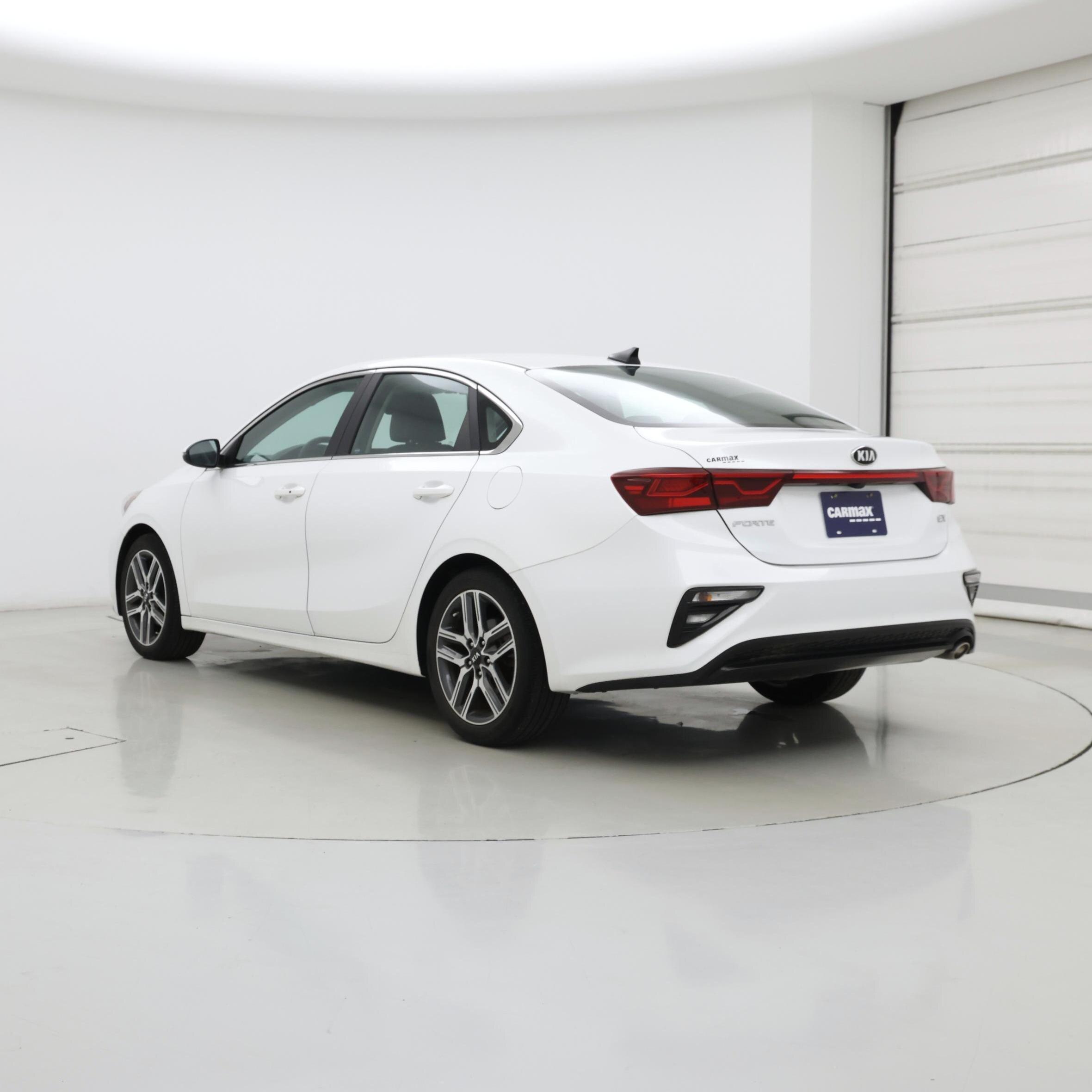 Thumbnail: 2021 Kia Forte - 2