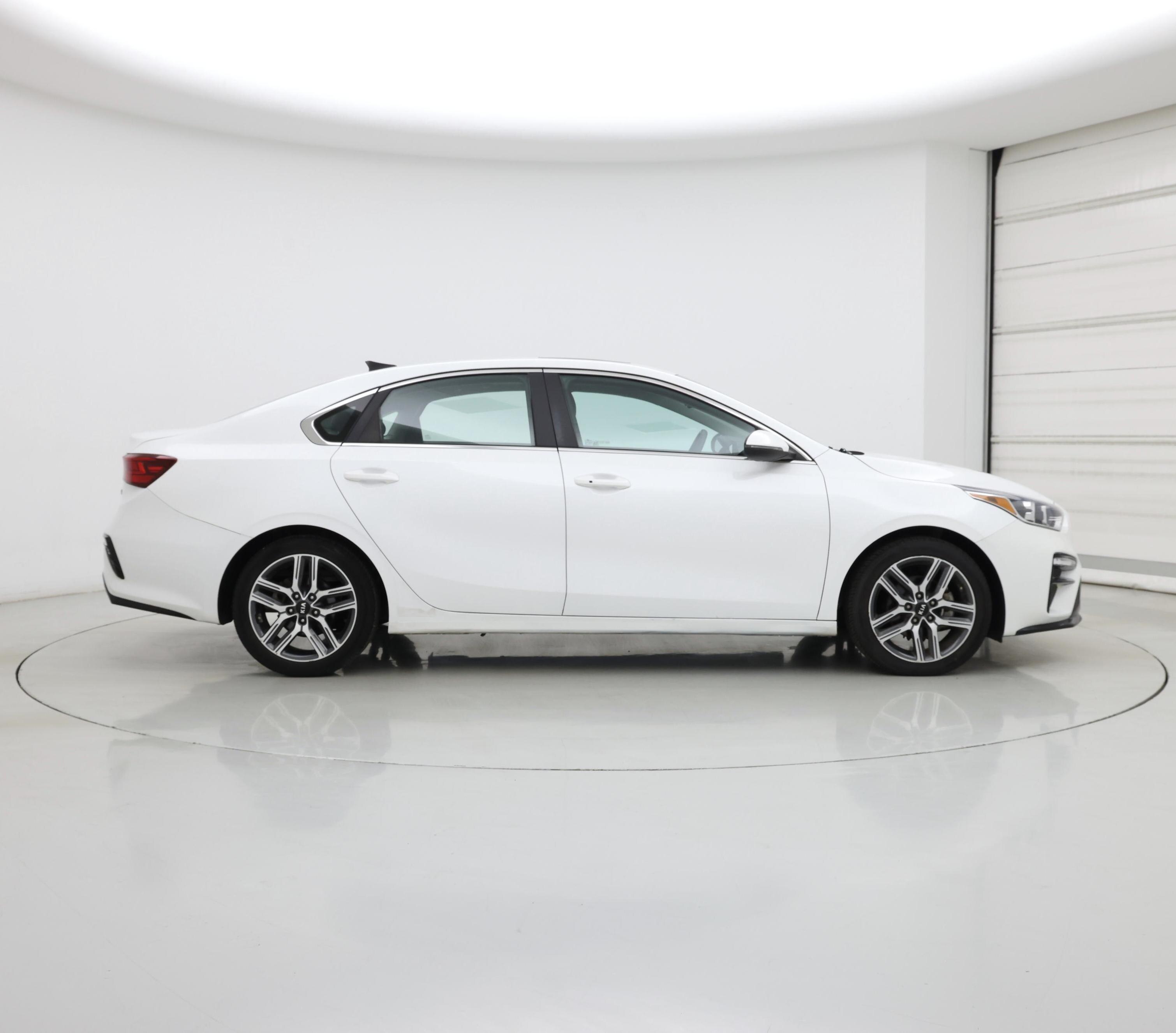 Thumbnail: 2021 Kia Forte - 7