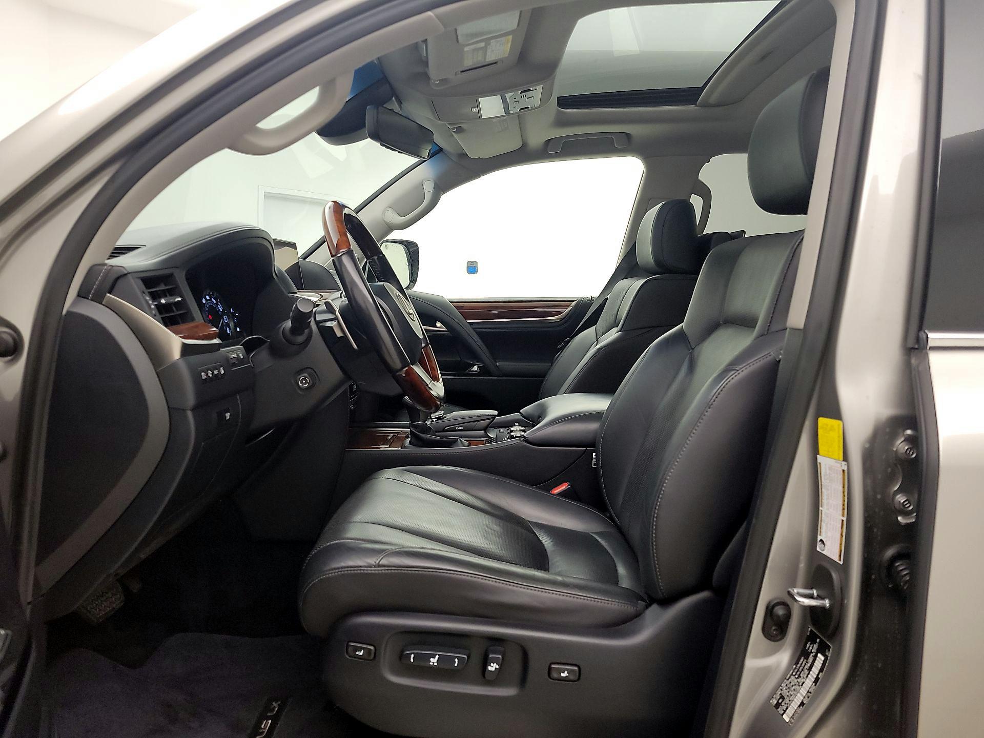 Thumbnail: 2017 Lexus LX - 11