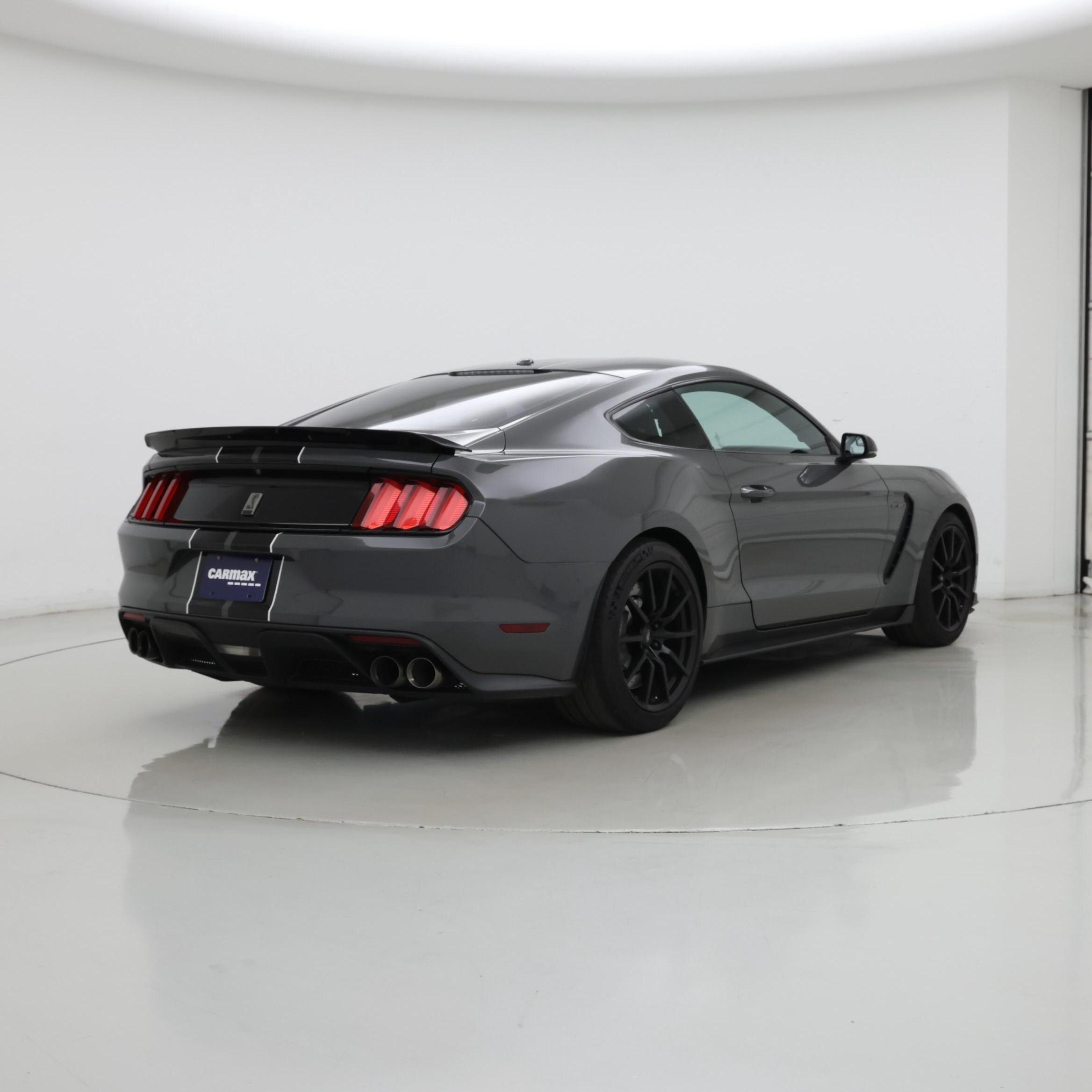 Thumbnail: 2018 Ford Mustang - 8