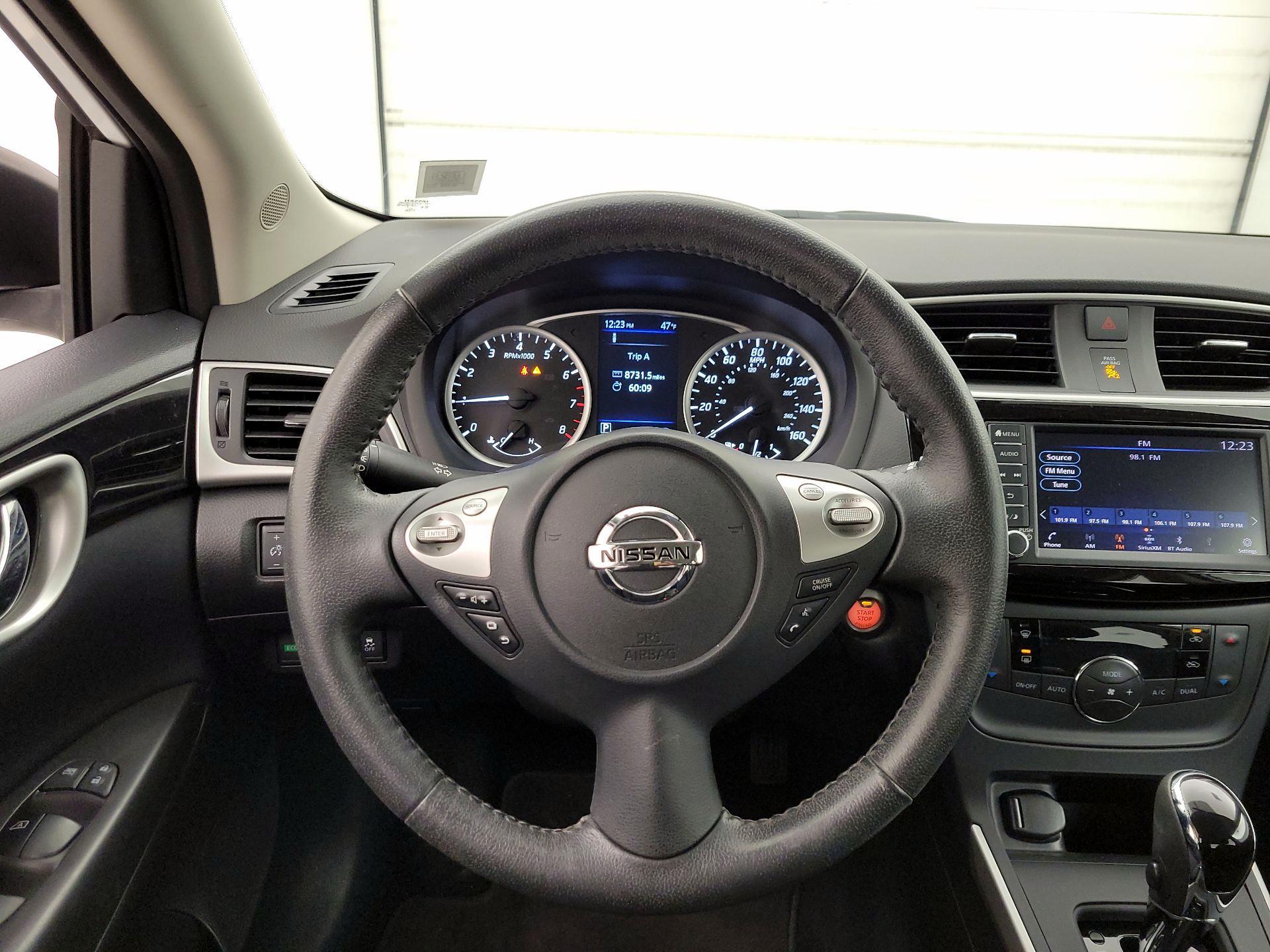 Thumbnail: 2019 Nissan Sentra - 10