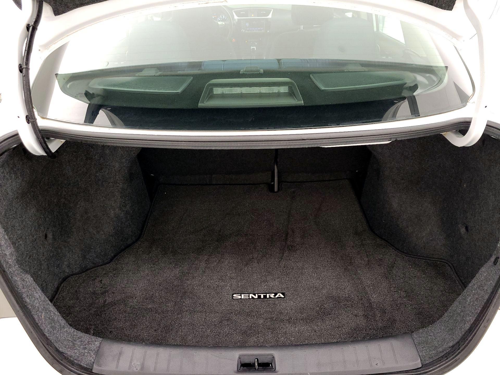 Thumbnail: 2019 Nissan Sentra - 20