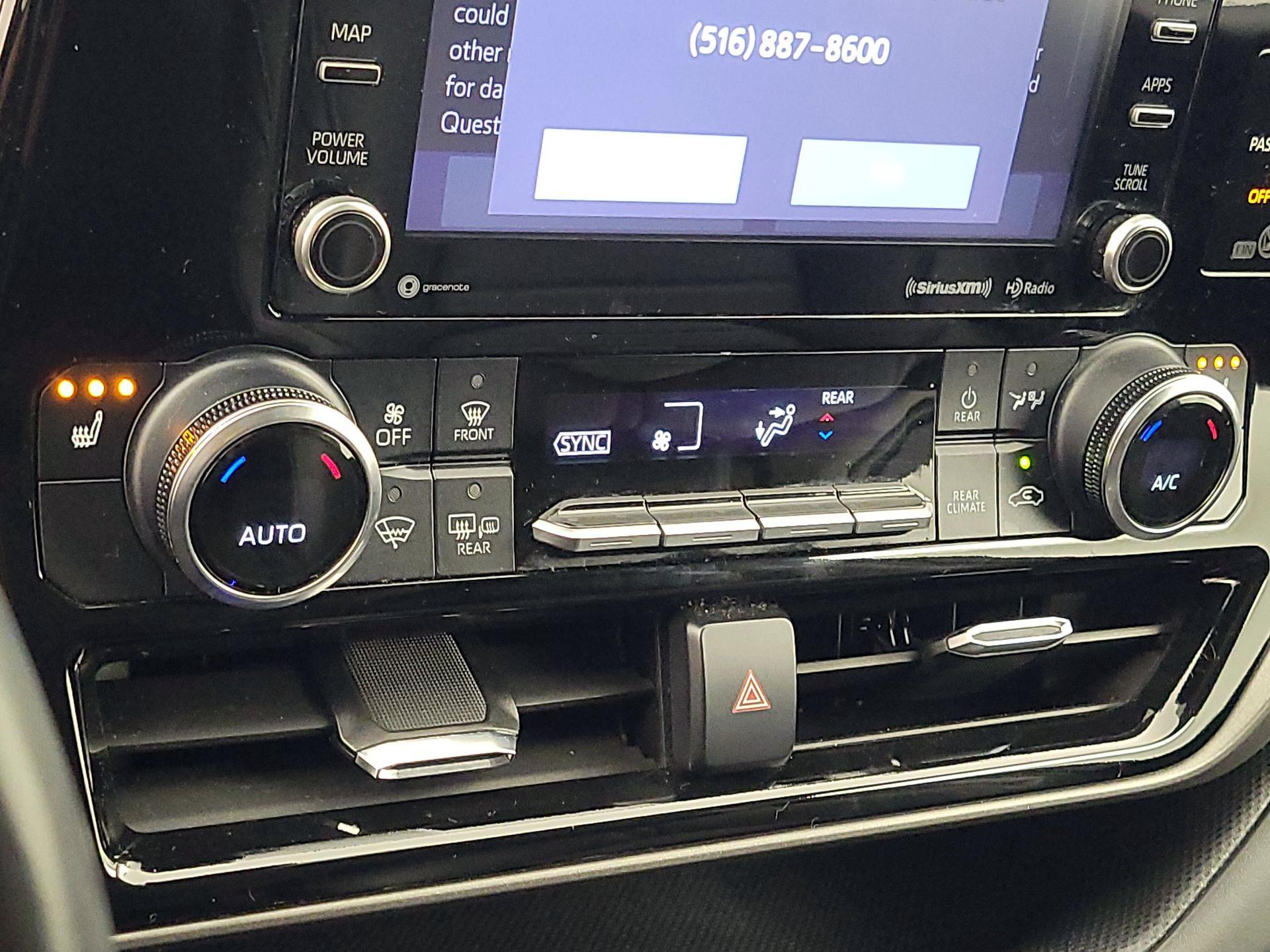 Thumbnail: 2021 Toyota Highlander - 17