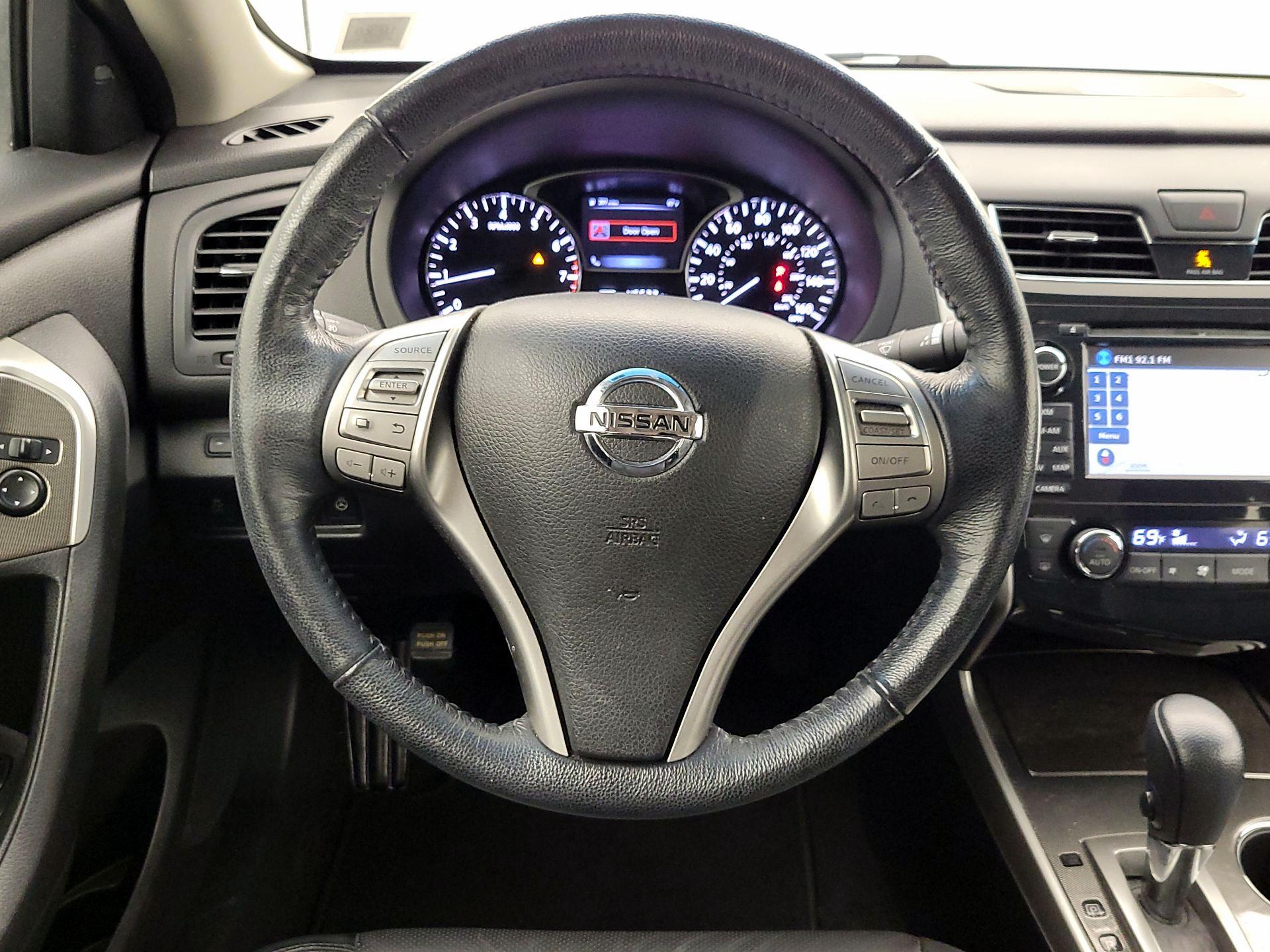 Thumbnail: 2014 Nissan Altima - 10