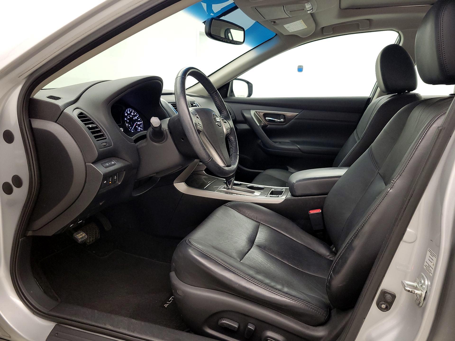 Thumbnail: 2014 Nissan Altima - 11