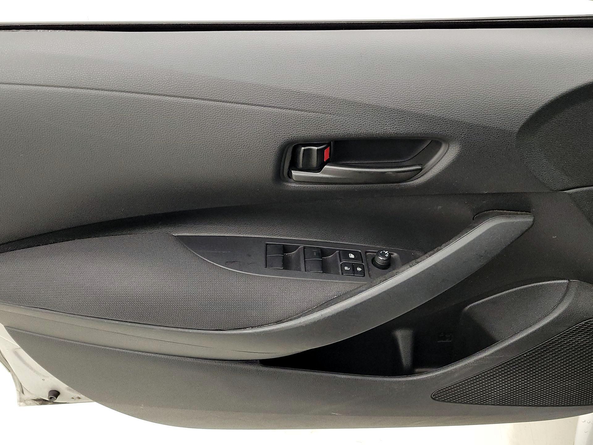 Thumbnail: 2023 Toyota Corolla - 12