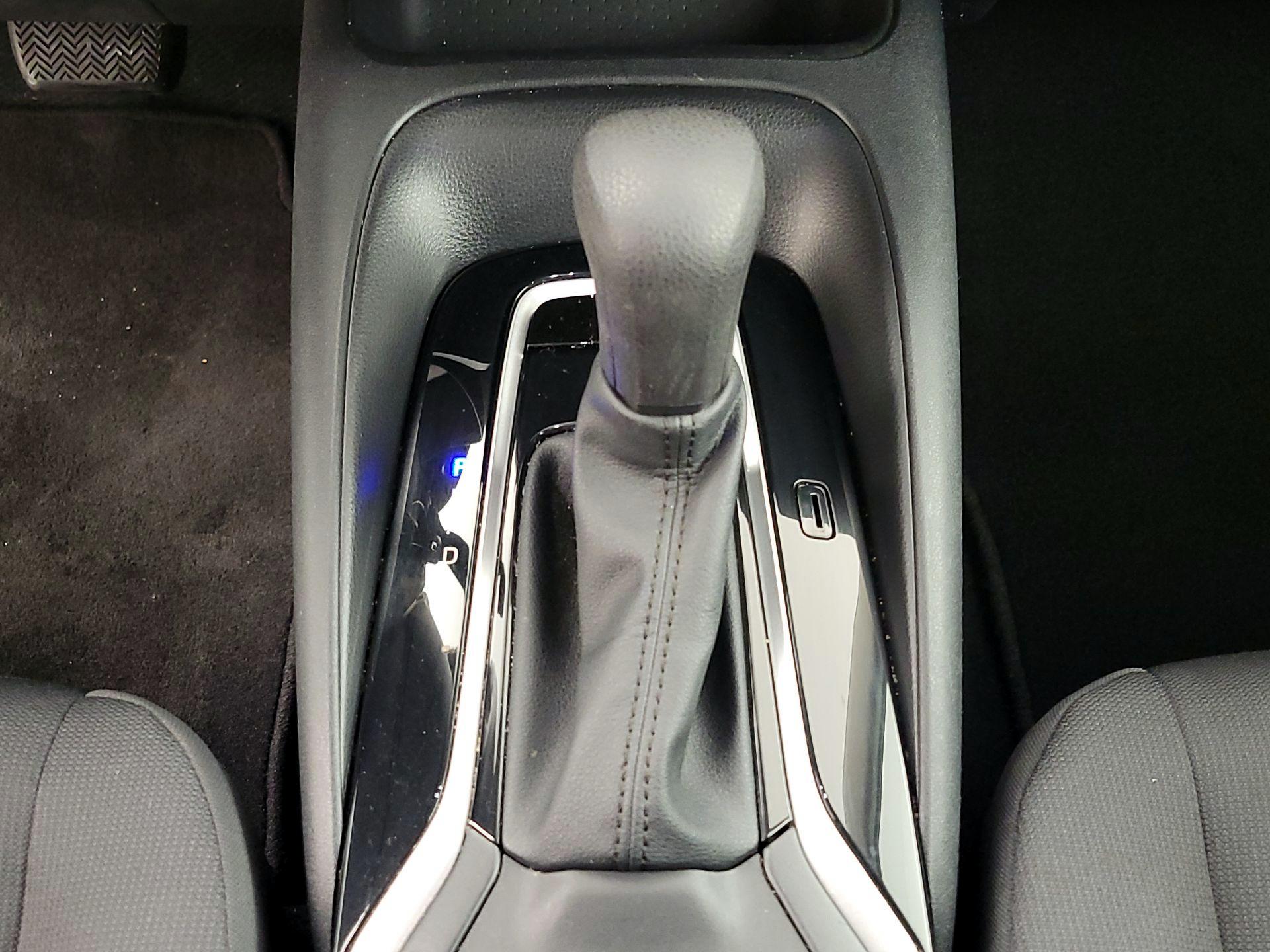 Thumbnail: 2023 Toyota Corolla - 17