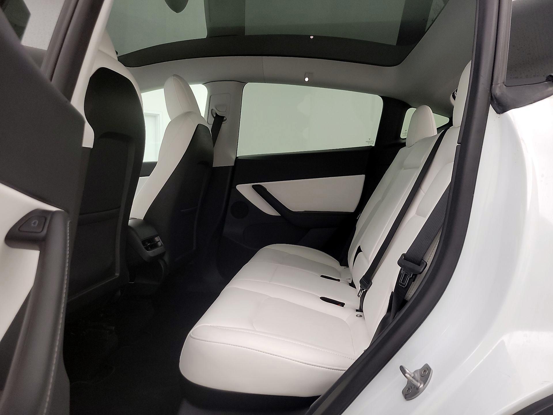 Thumbnail: 2022 Tesla Model Y - 20