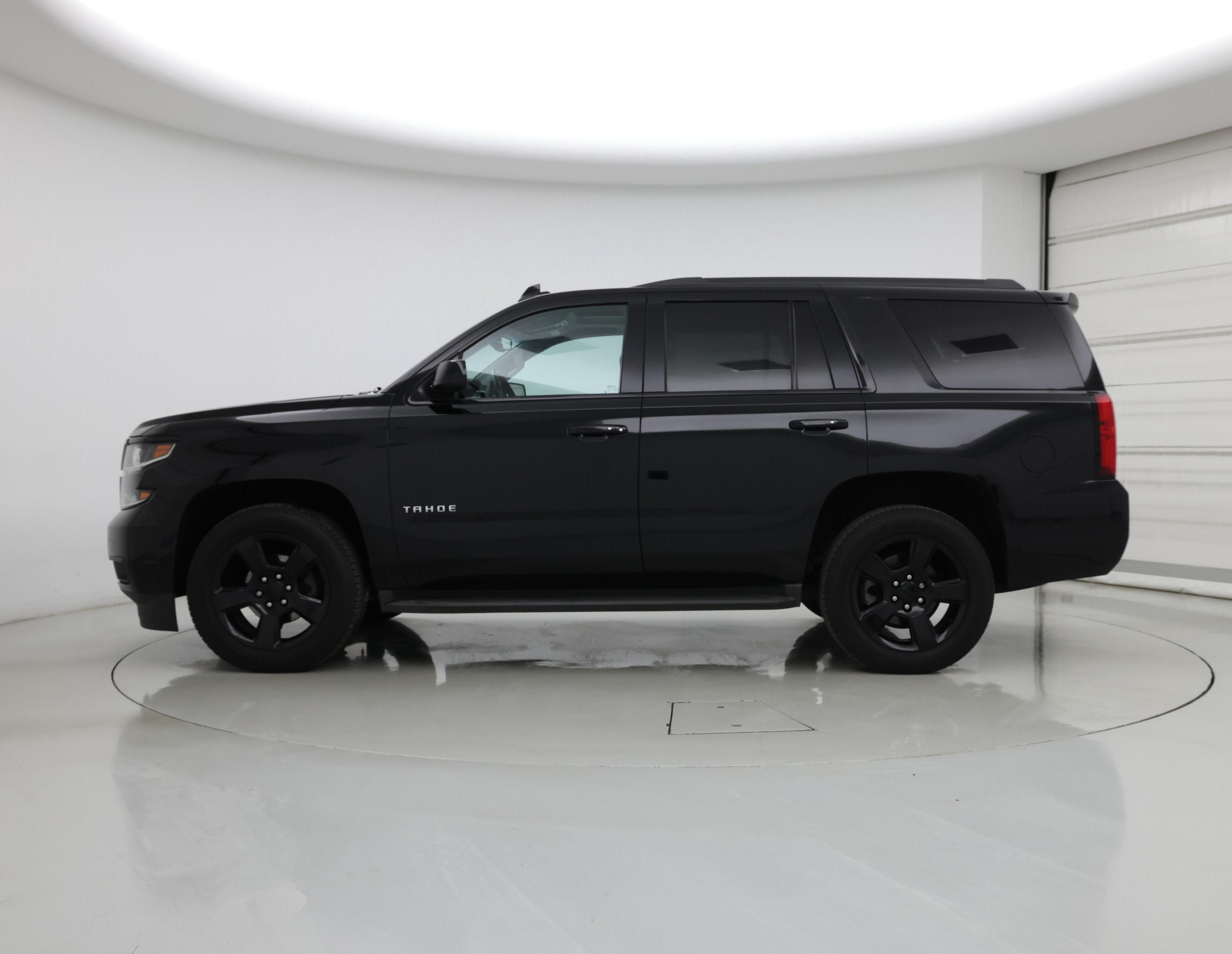 Thumbnail: 2018 Chevrolet Tahoe - 3