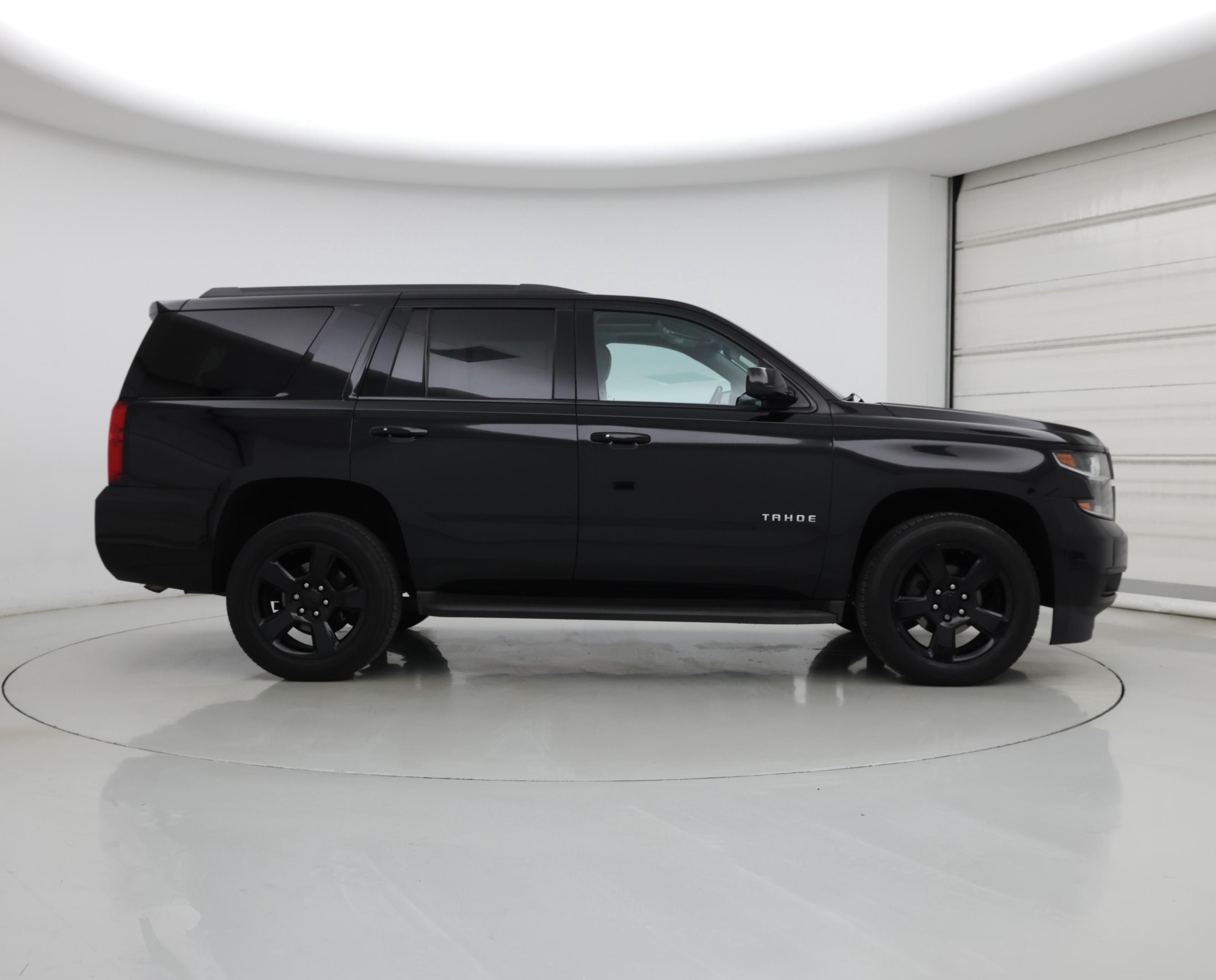 Thumbnail: 2018 Chevrolet Tahoe - 7
