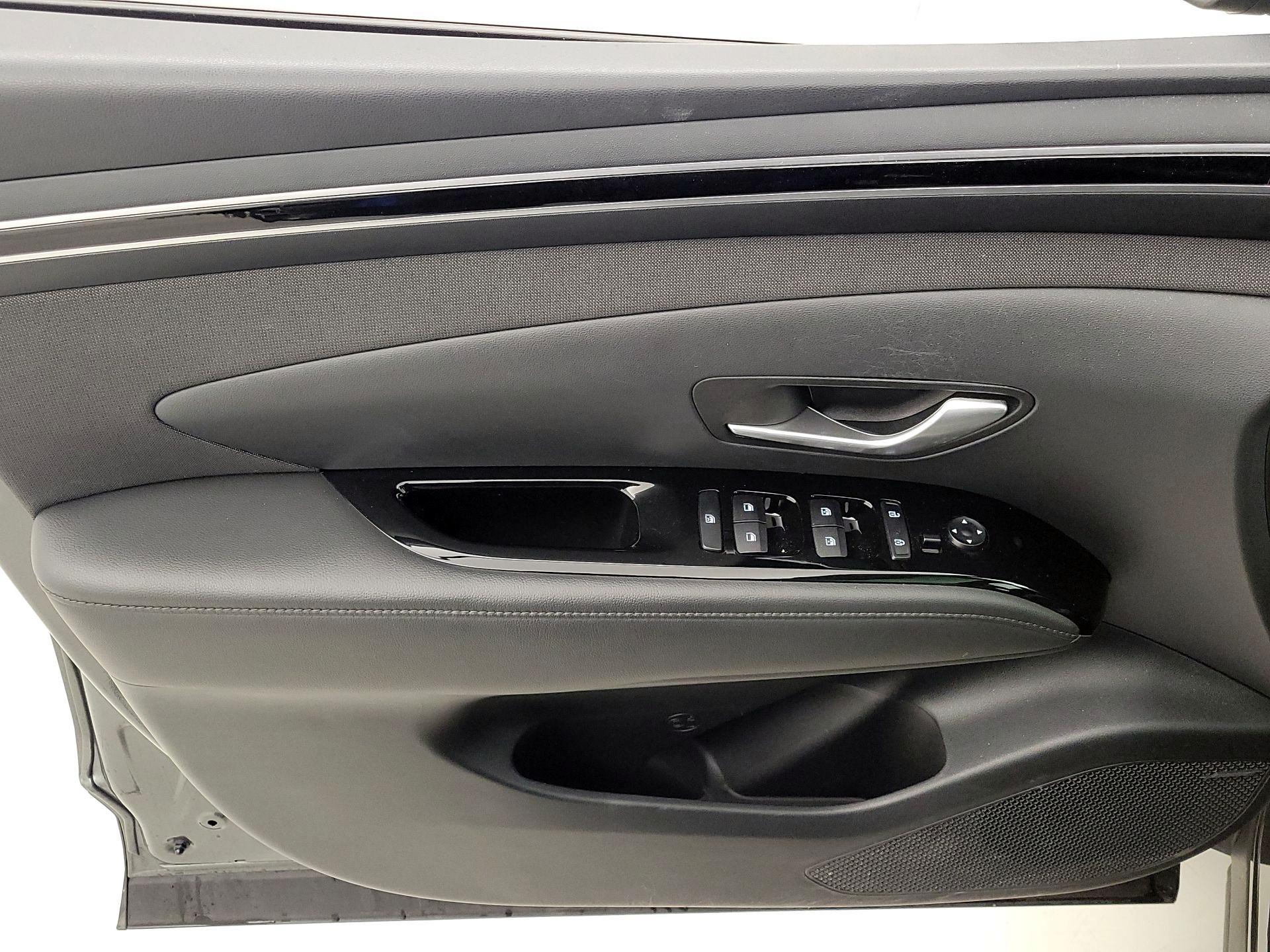 Thumbnail: 2023 Hyundai Tucson - 12