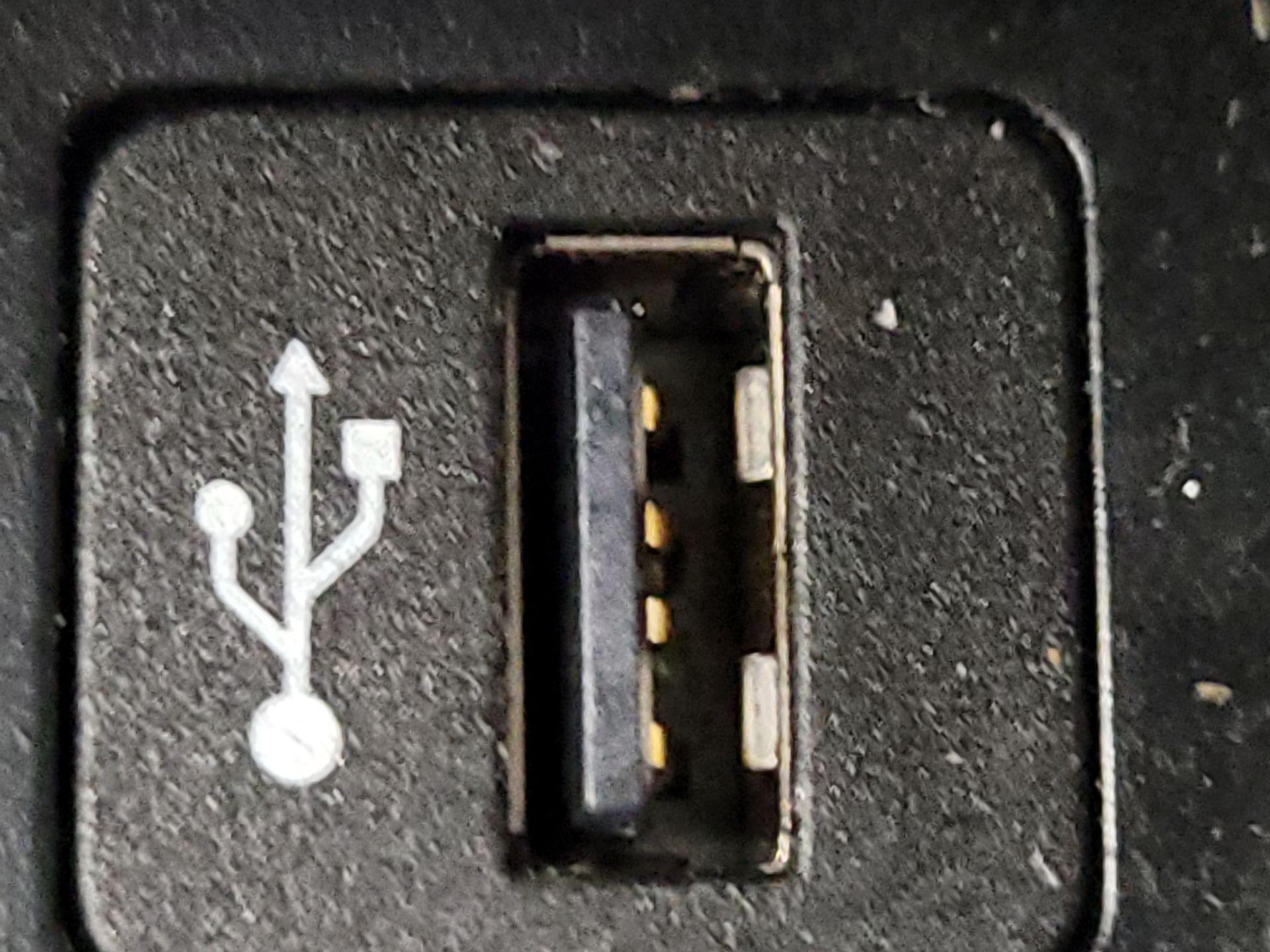 Thumbnail: 2022 BMW X4 - 19