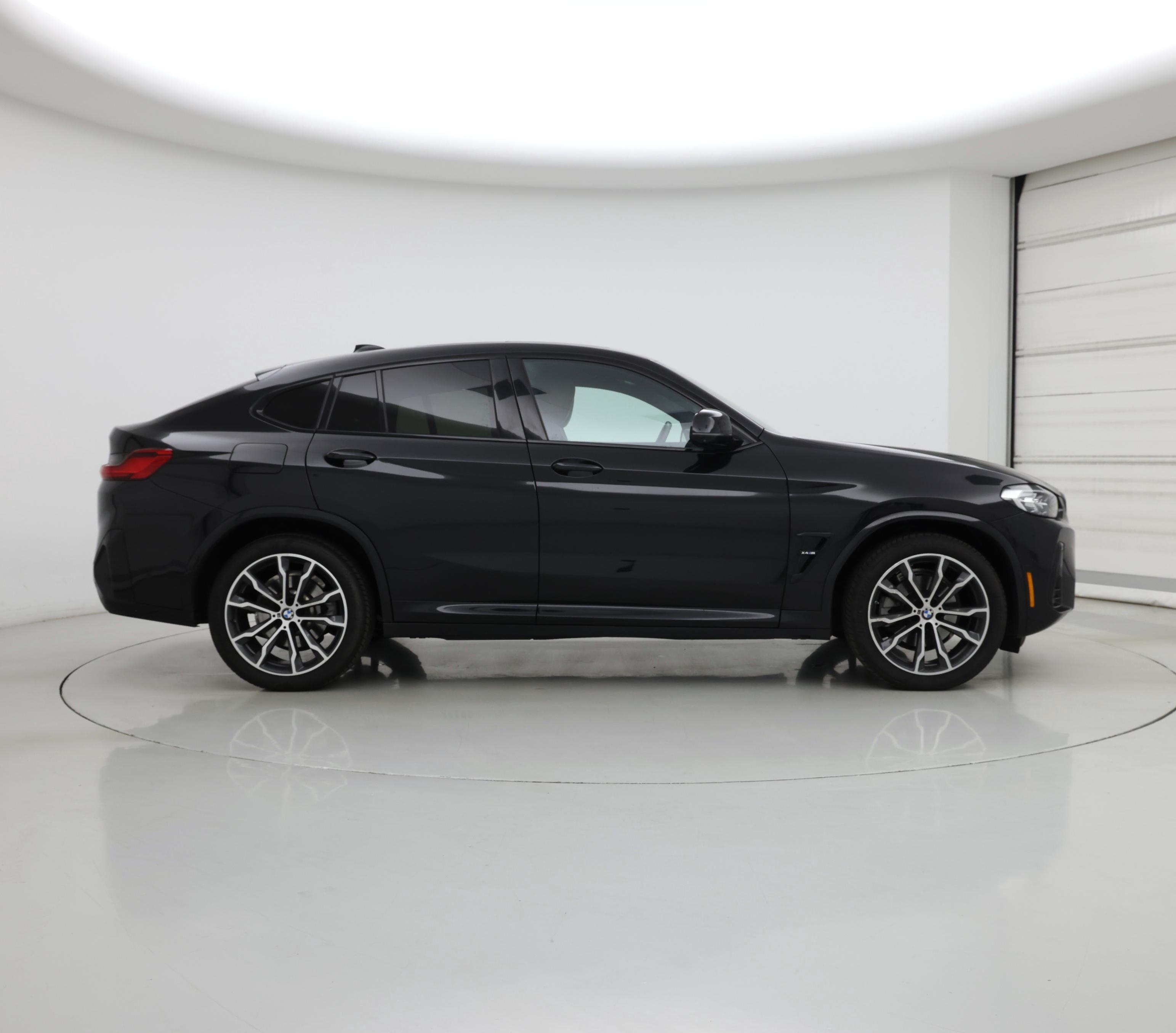 Thumbnail: 2022 BMW X4 - 7