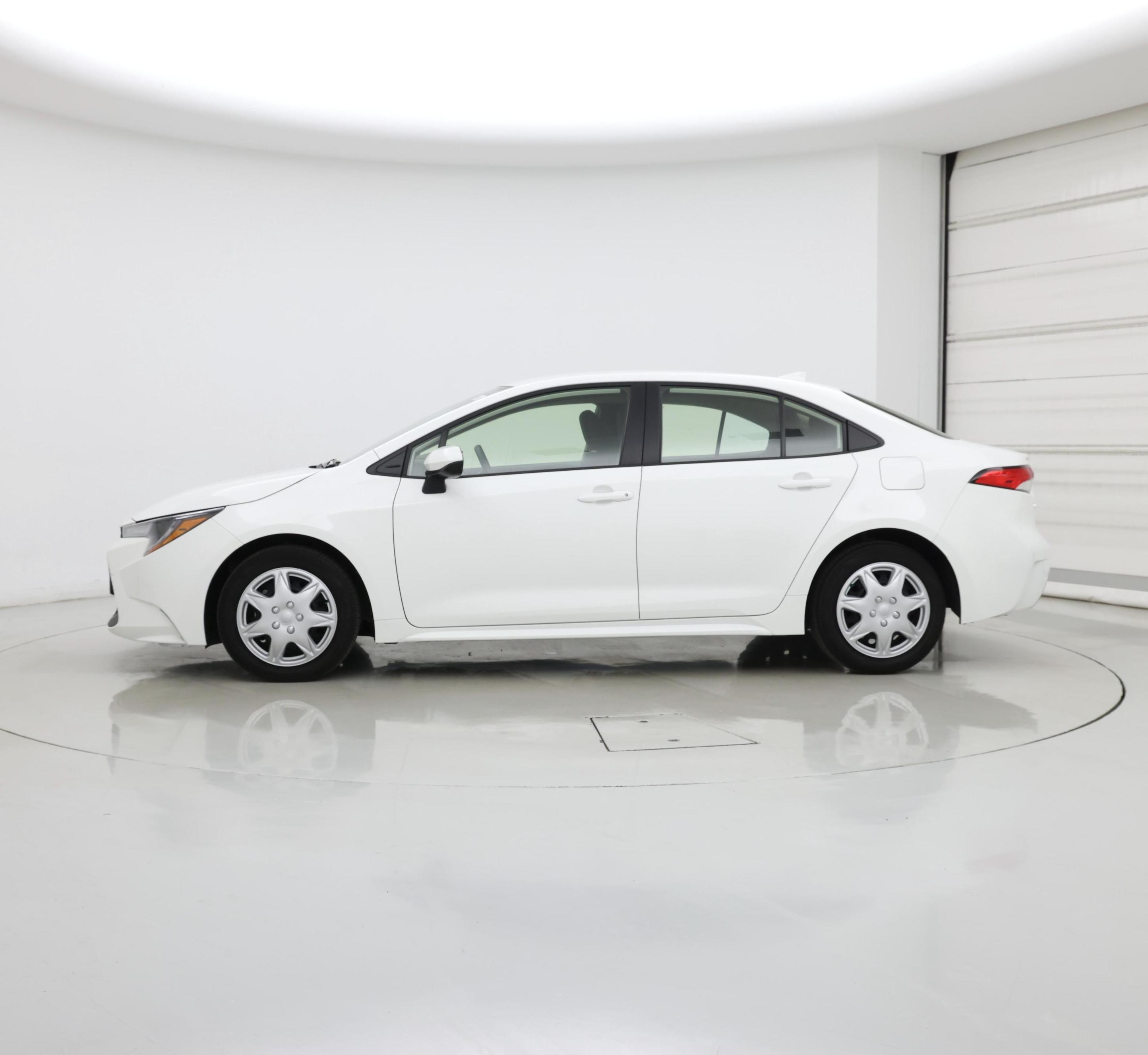 Thumbnail: 2021 Toyota Corolla - 3