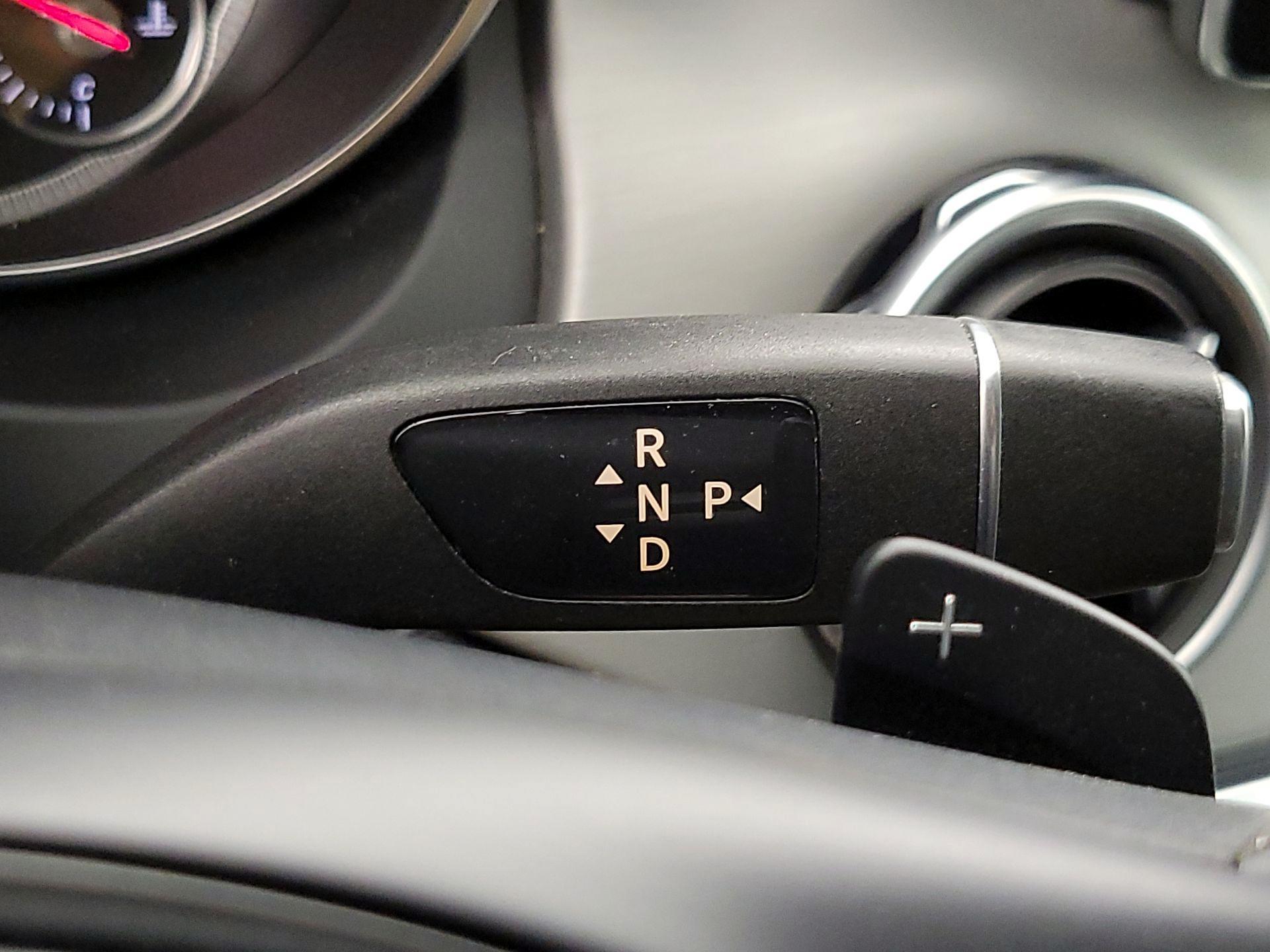 Thumbnail: 2018 Mercedes-Benz GLA - 17