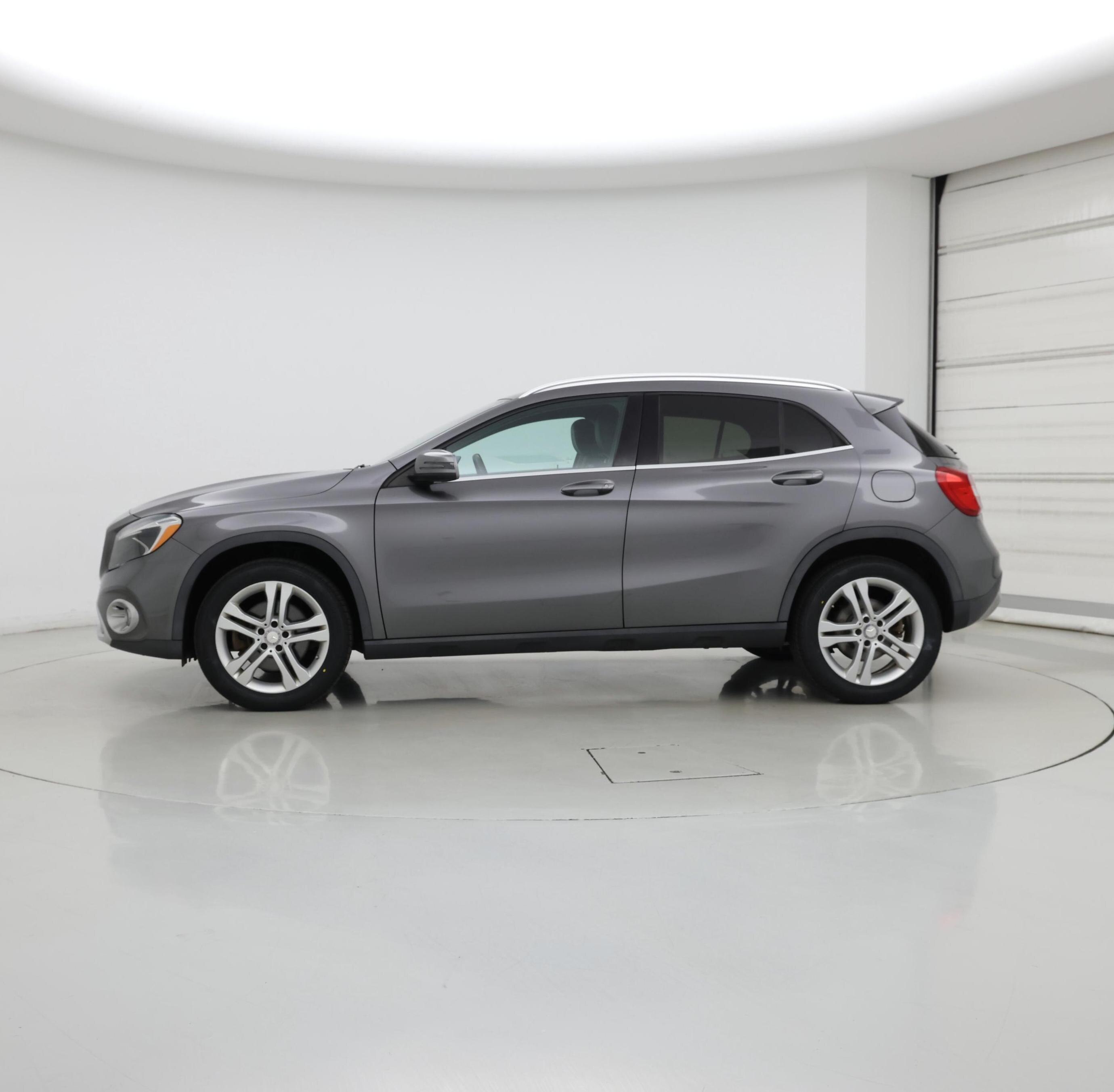 Thumbnail: 2018 Mercedes-Benz GLA - 3