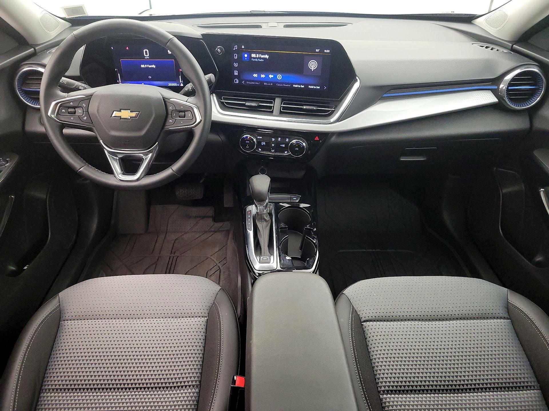 Thumbnail: 2024 Chevrolet Trax - 9