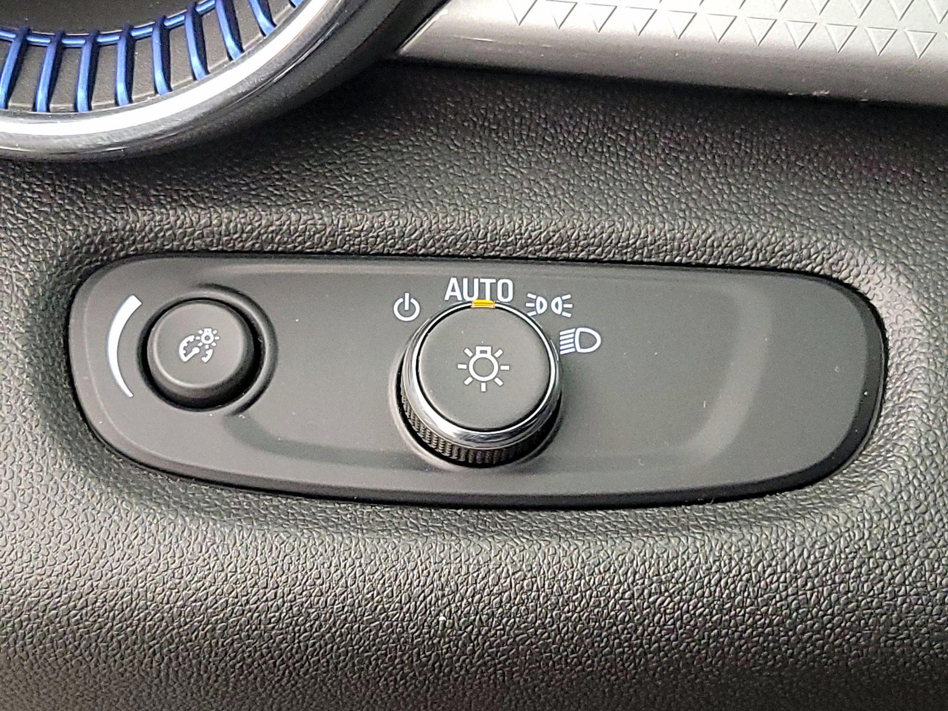 Thumbnail: 2024 Chevrolet Trax - 13