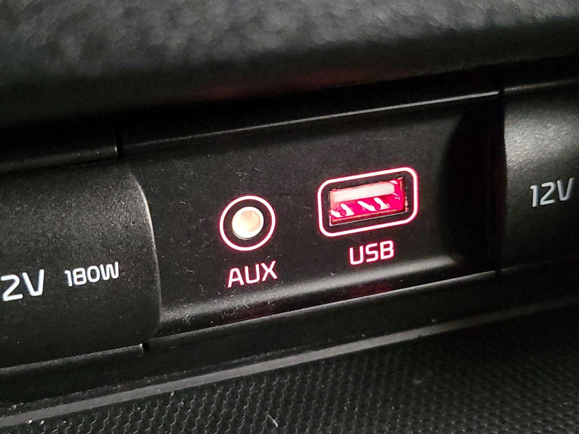 Thumbnail: 2019 Kia Forte - 18