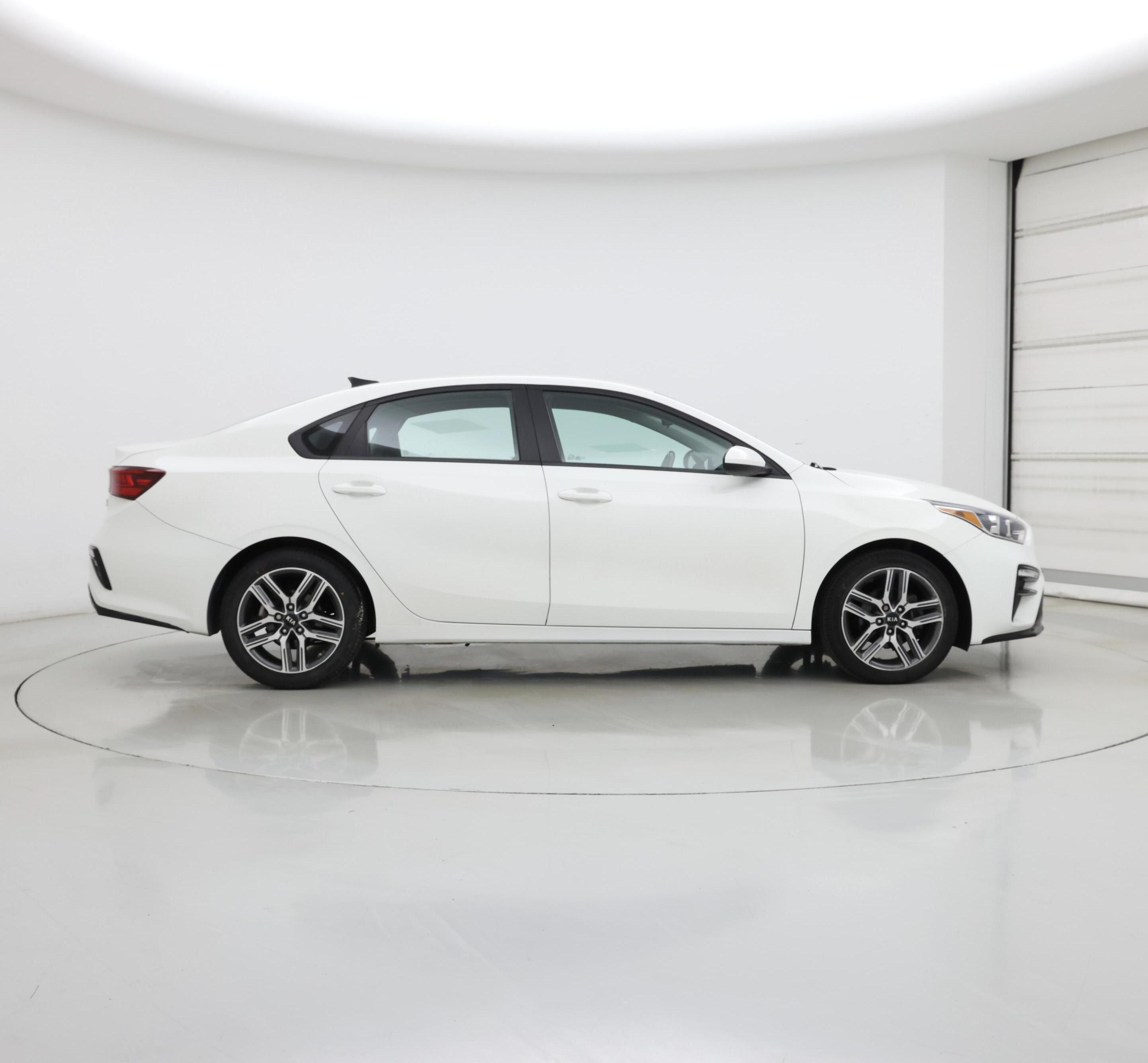 Thumbnail: 2019 Kia Forte - 7