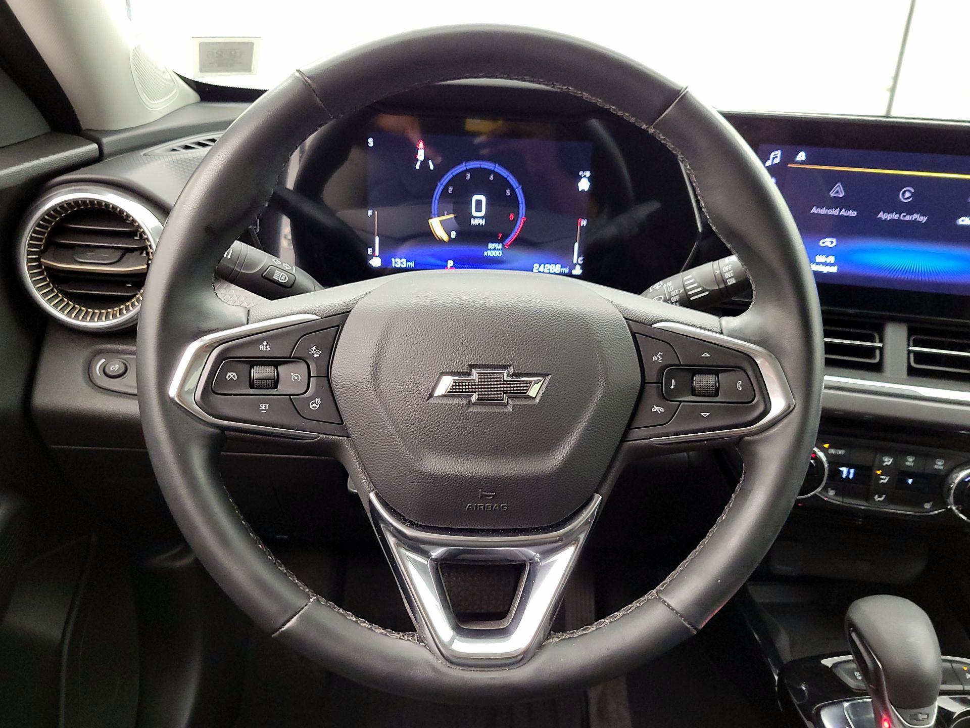 Thumbnail: 2025 Chevrolet Trax - 10
