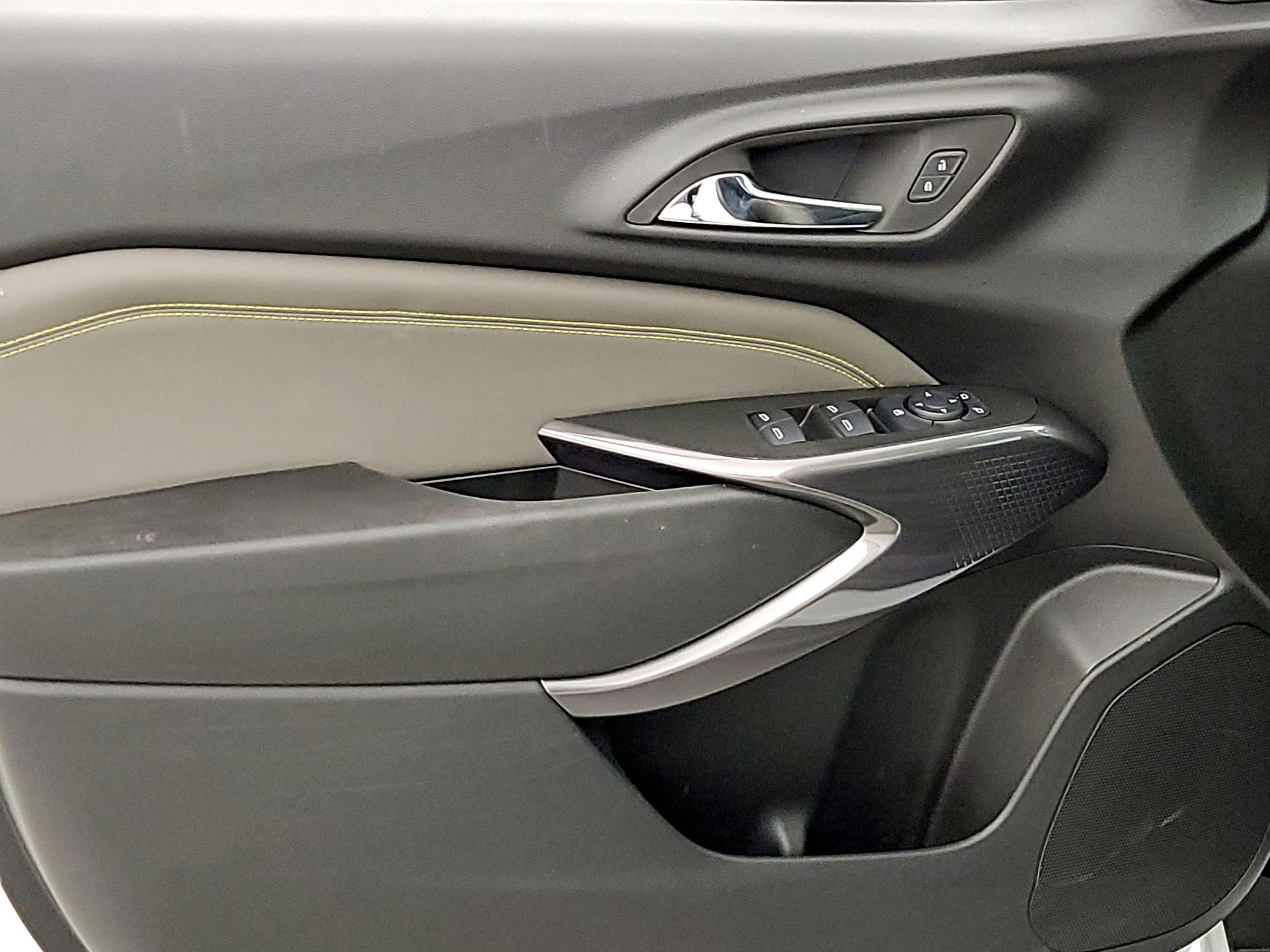 Thumbnail: 2025 Chevrolet Trax - 12
