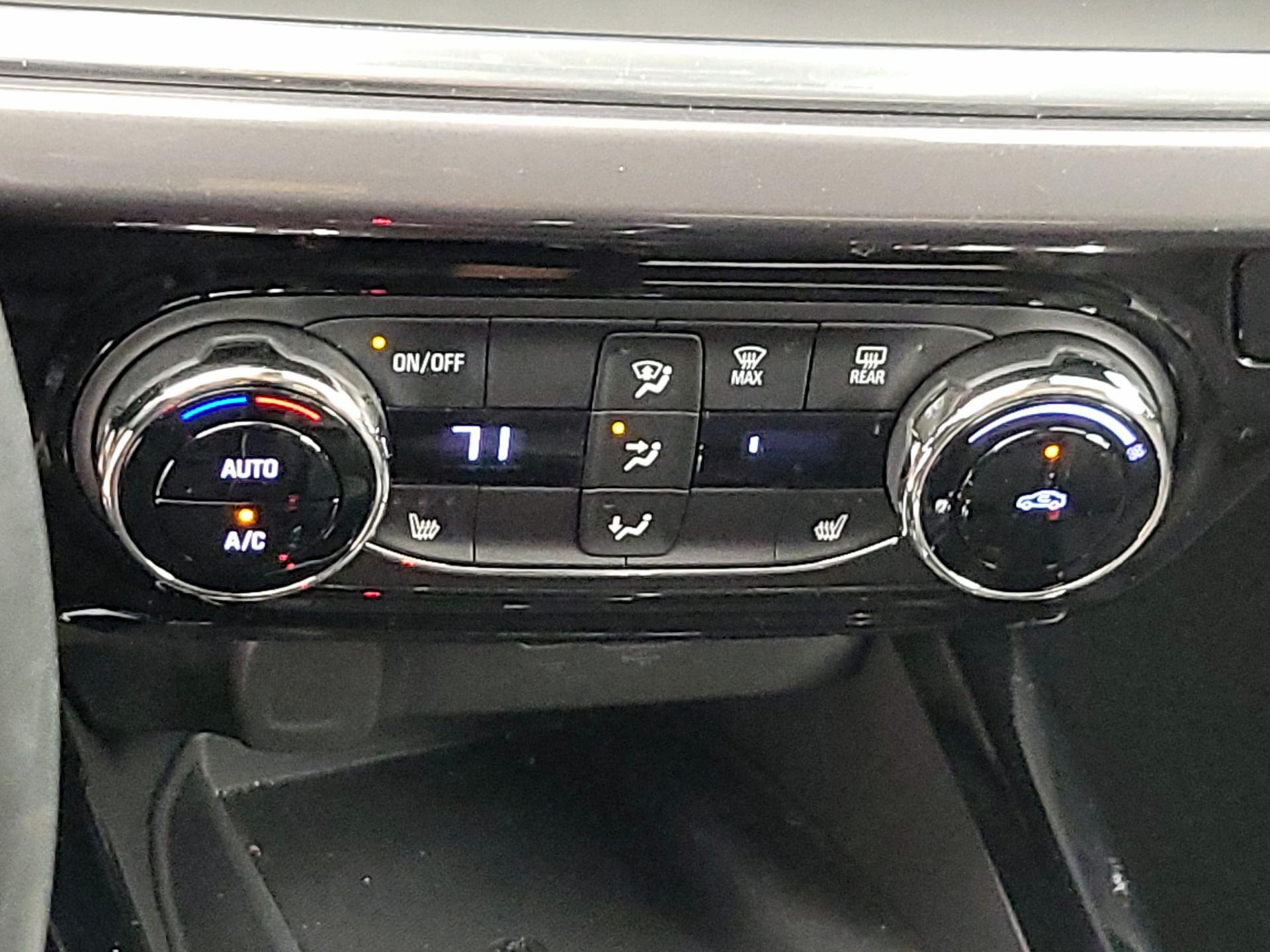 Thumbnail: 2025 Chevrolet Trax - 16