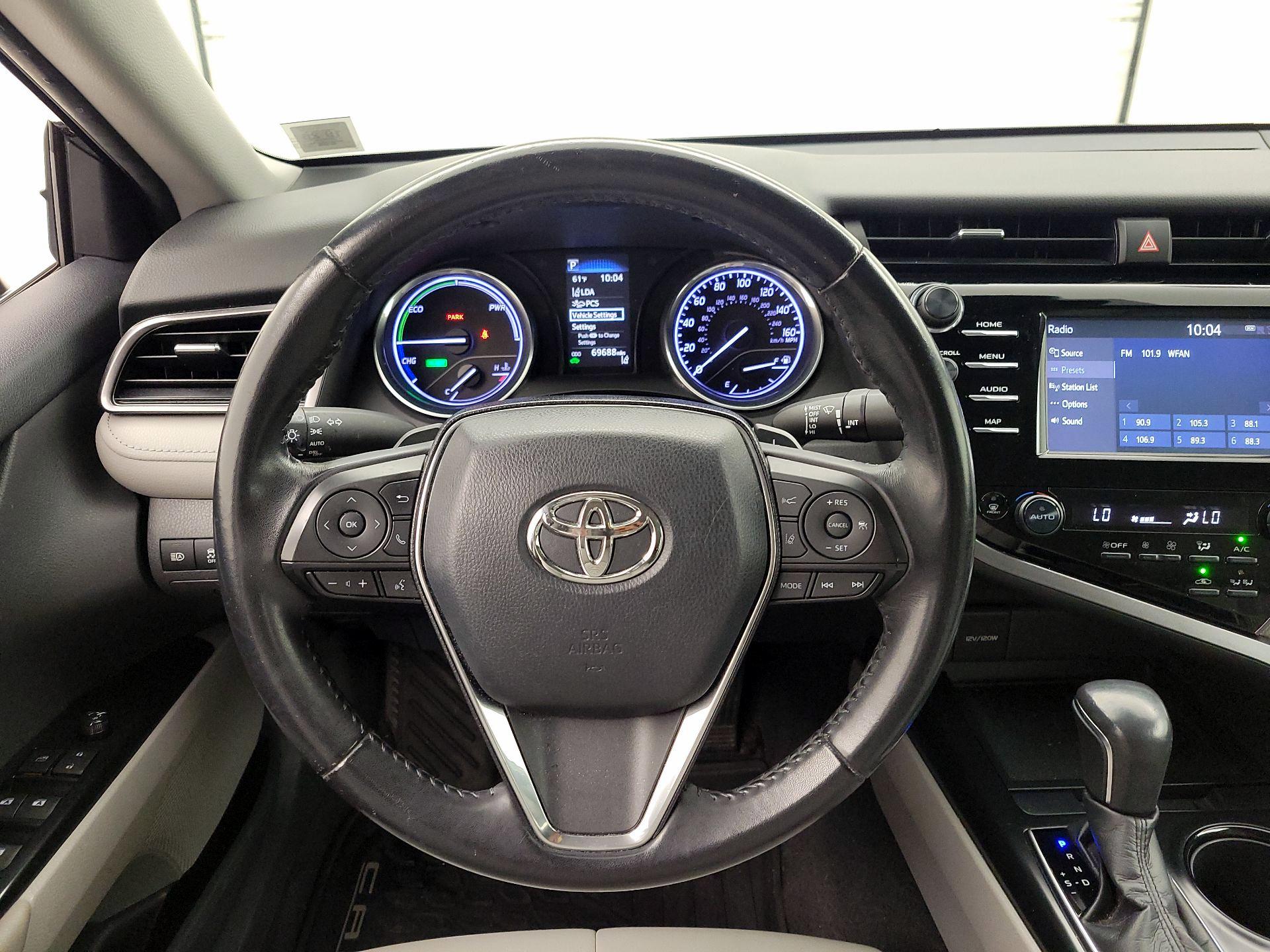 Thumbnail: 2019 Toyota Camry - 10