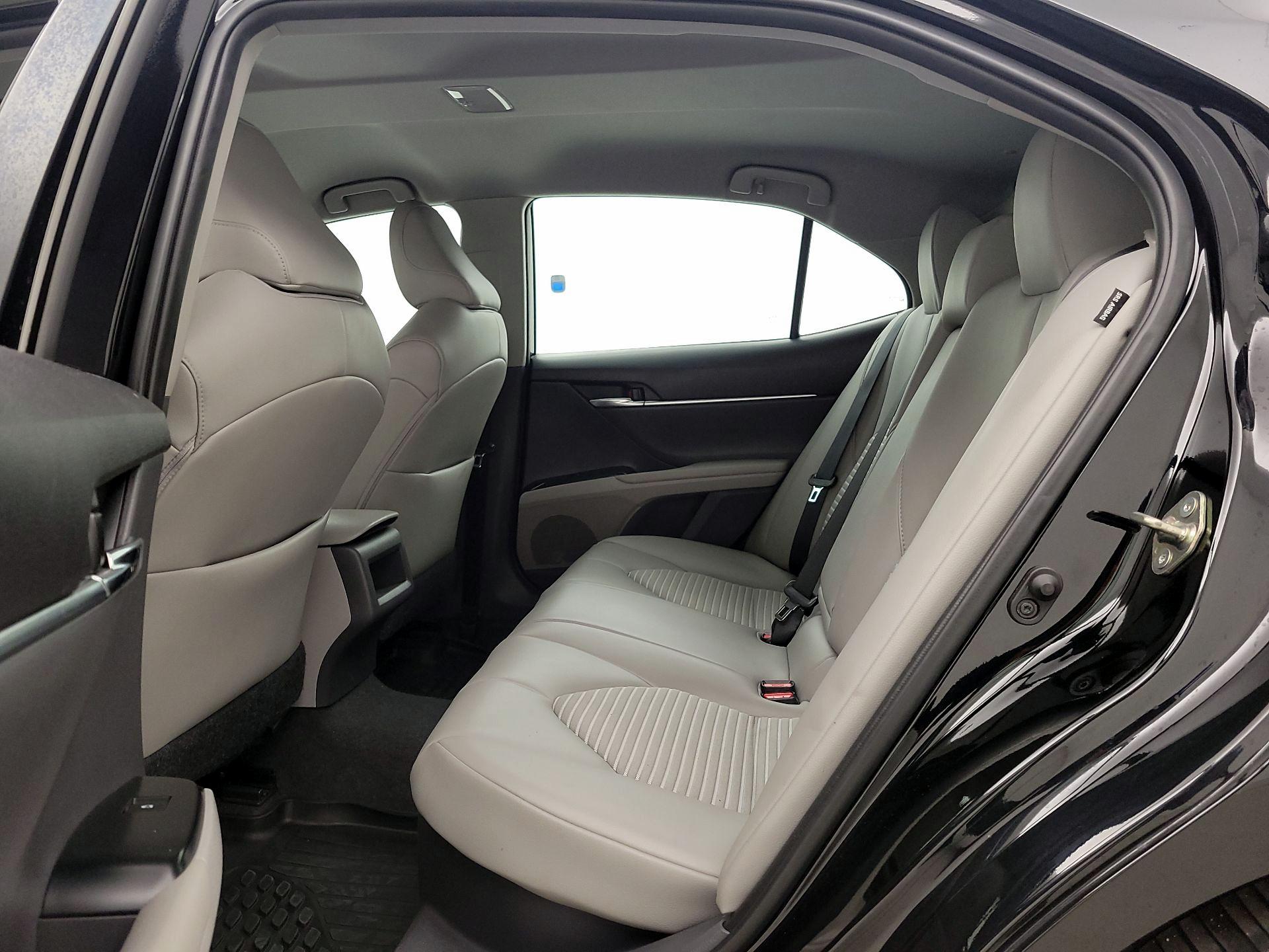 Thumbnail: 2019 Toyota Camry - 19