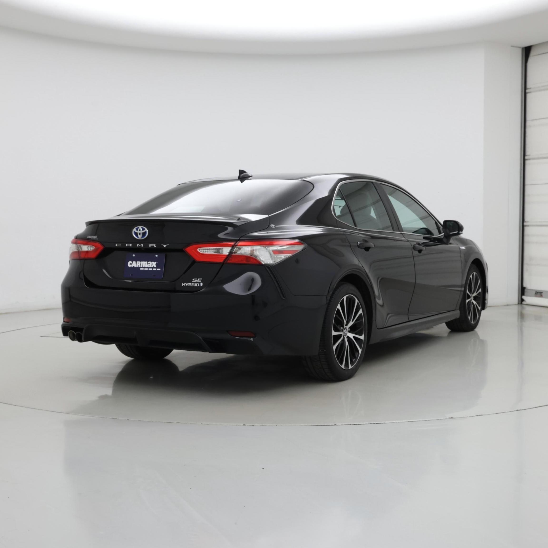 Thumbnail: 2019 Toyota Camry - 8
